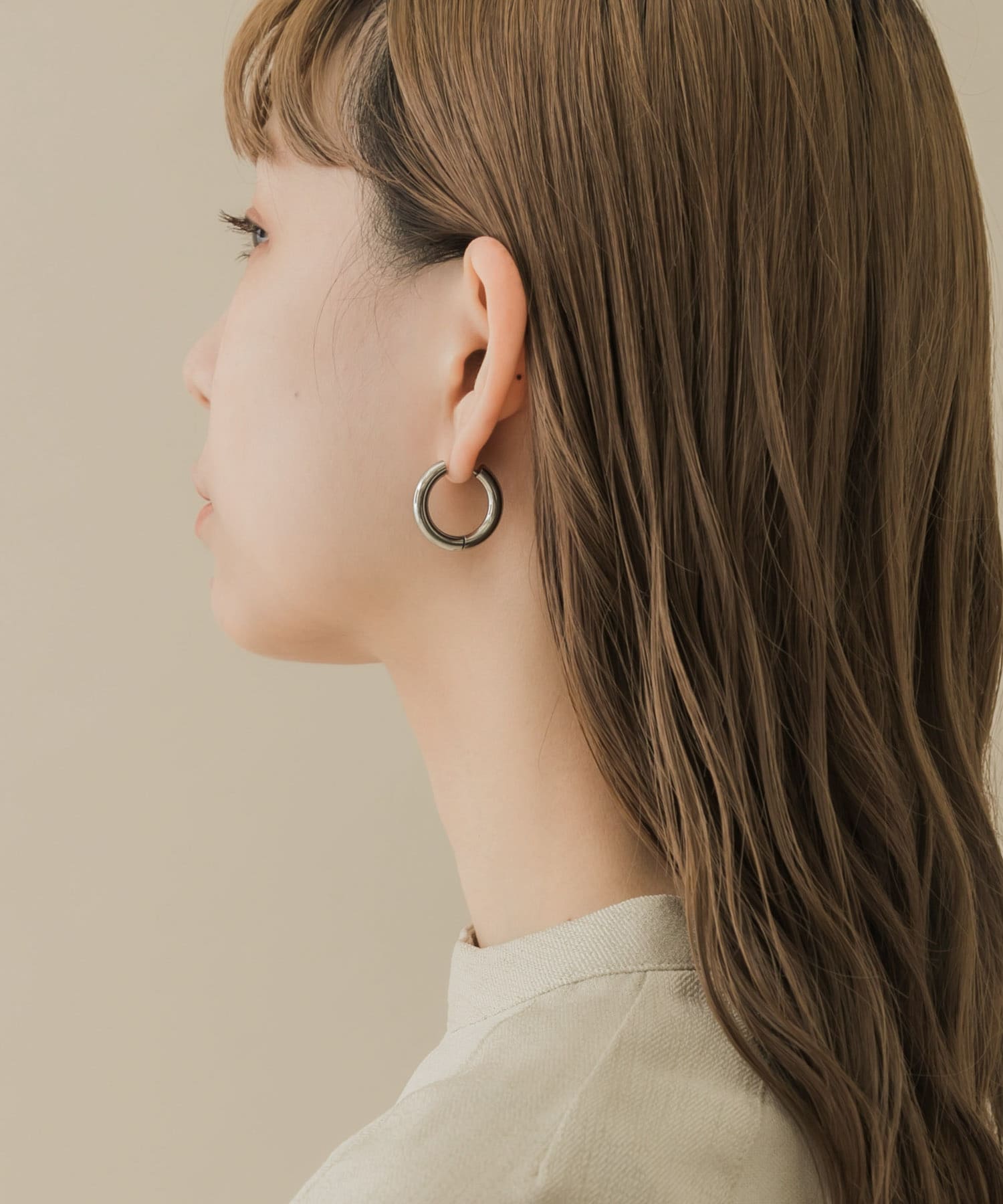 サージカルステンレスワイドフープピアス SLV -