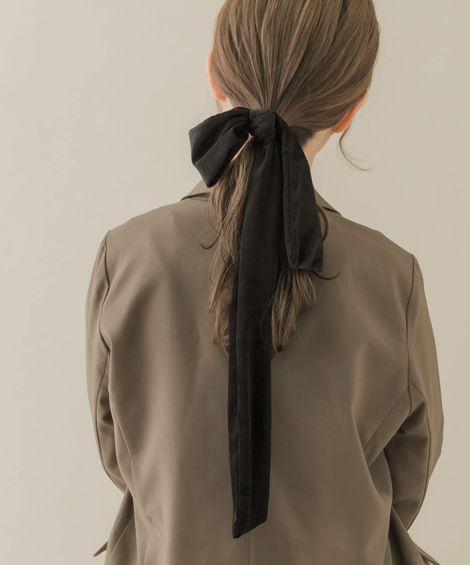 『WEB/一部店舗限定』ベロアビッグリボンヘアカフセット BLK -