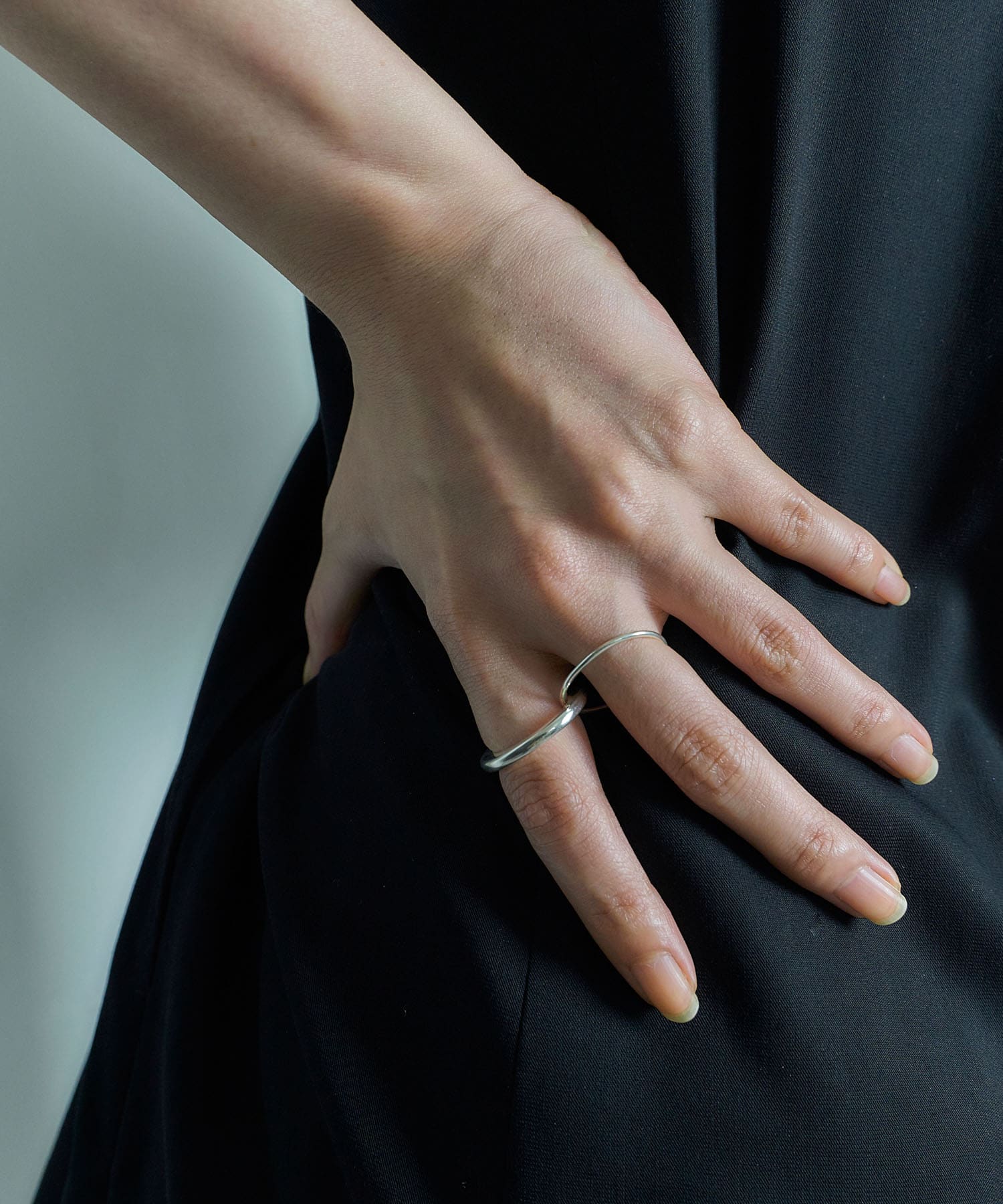 SMELLY so’　double circle ring SLV 11