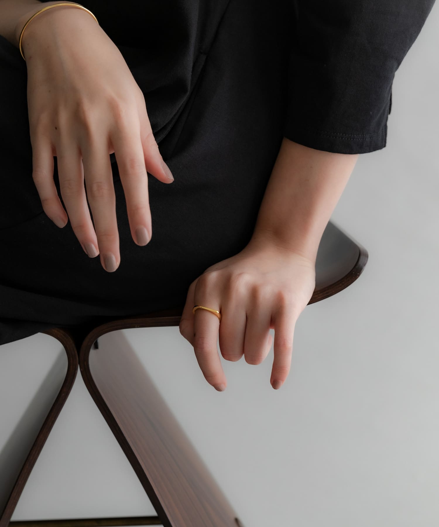 SMELLY so’　square thin ring GLD 11