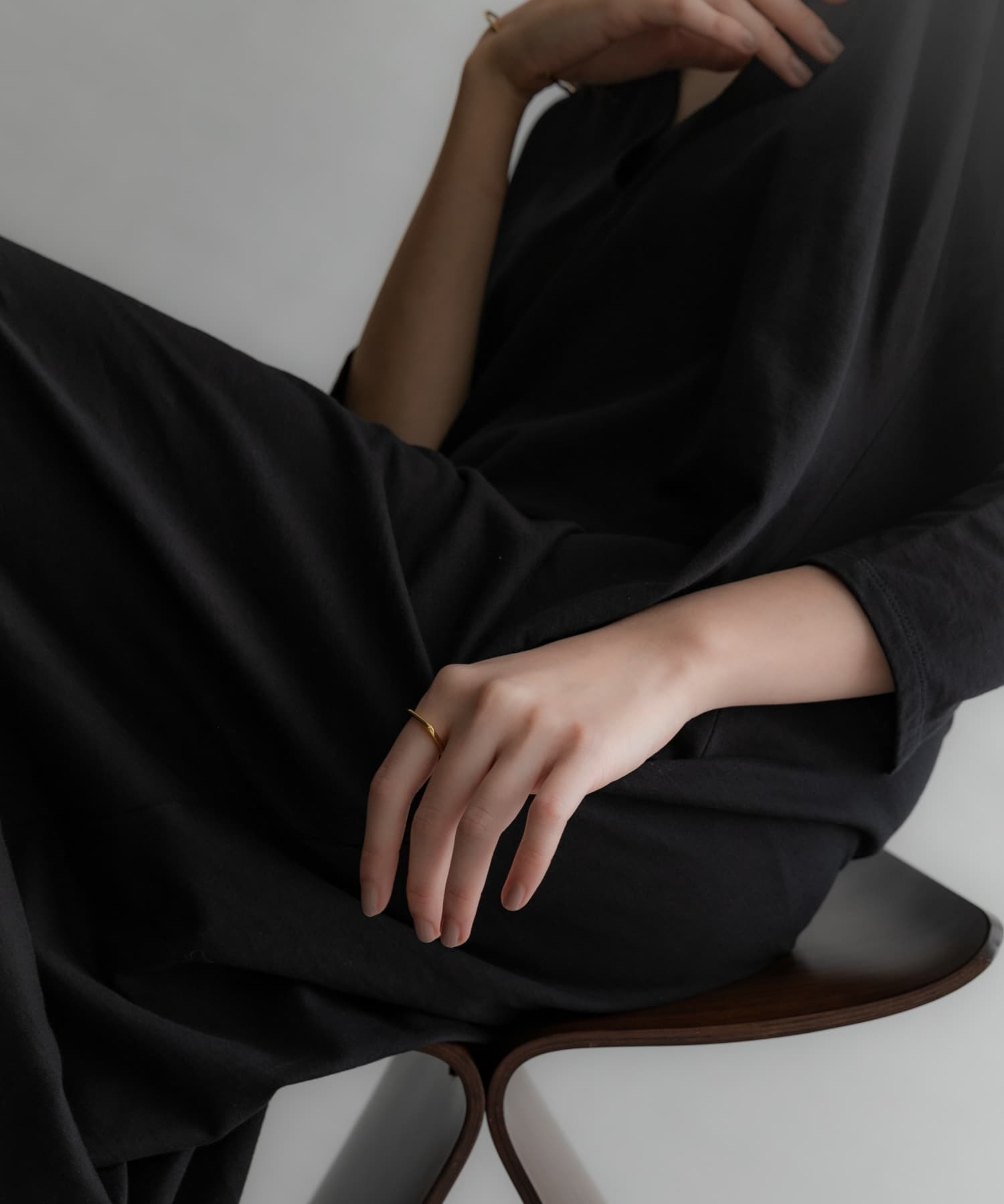 SMELLY so’　square thin ring GLD 11