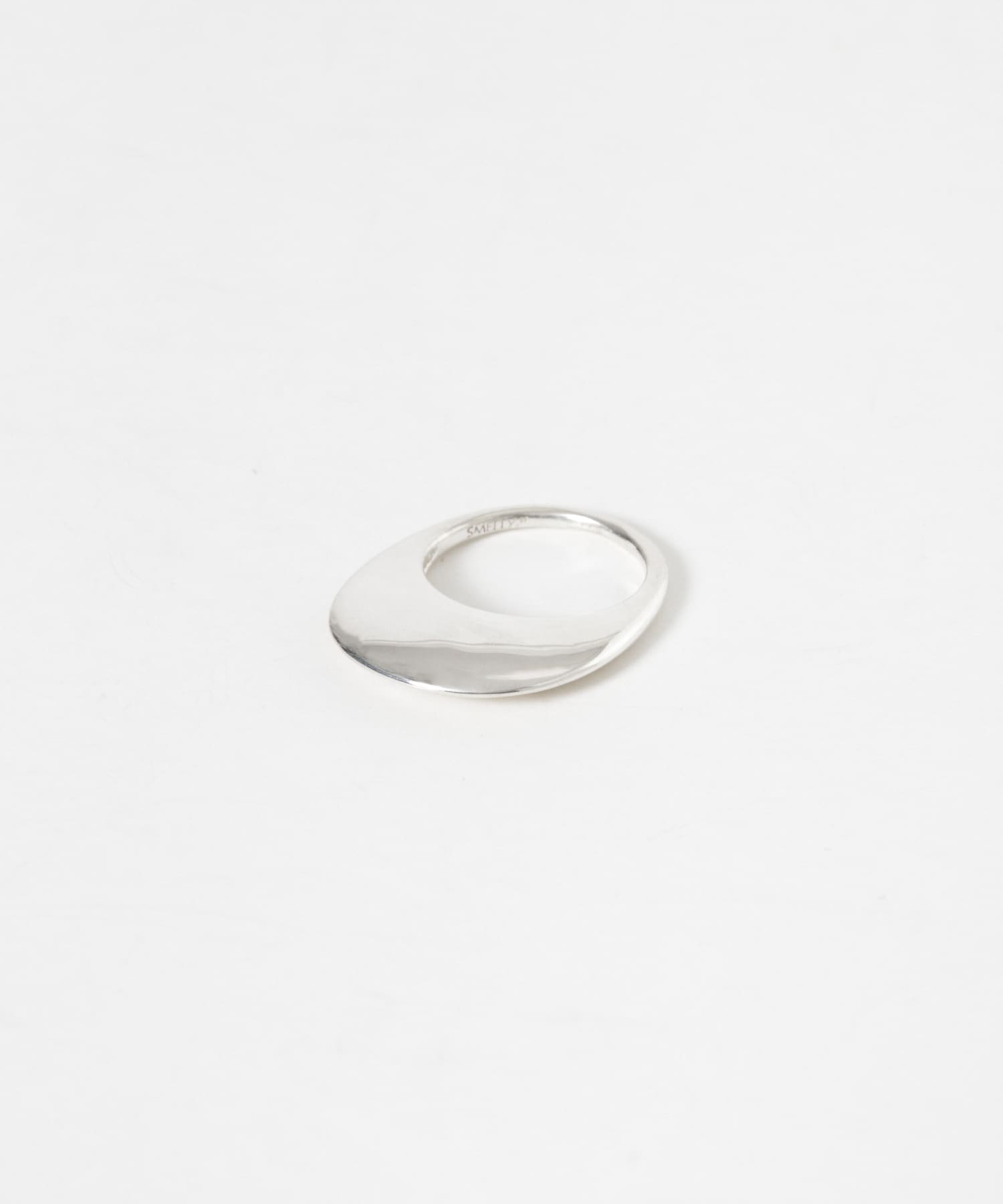 SMELLY so’　flat oval ring SLV 11