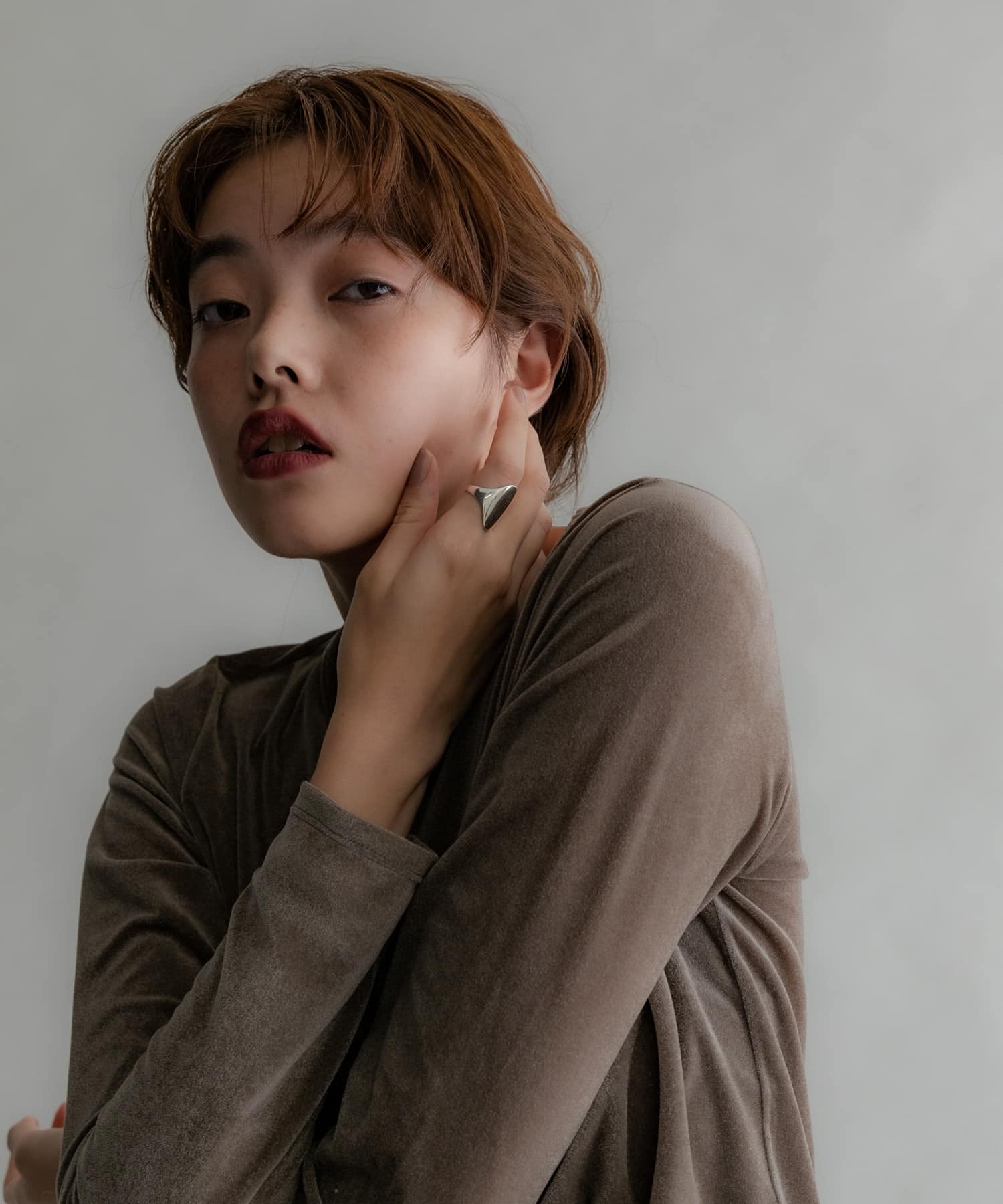 SMELLY so’　platy curve ring SLV -