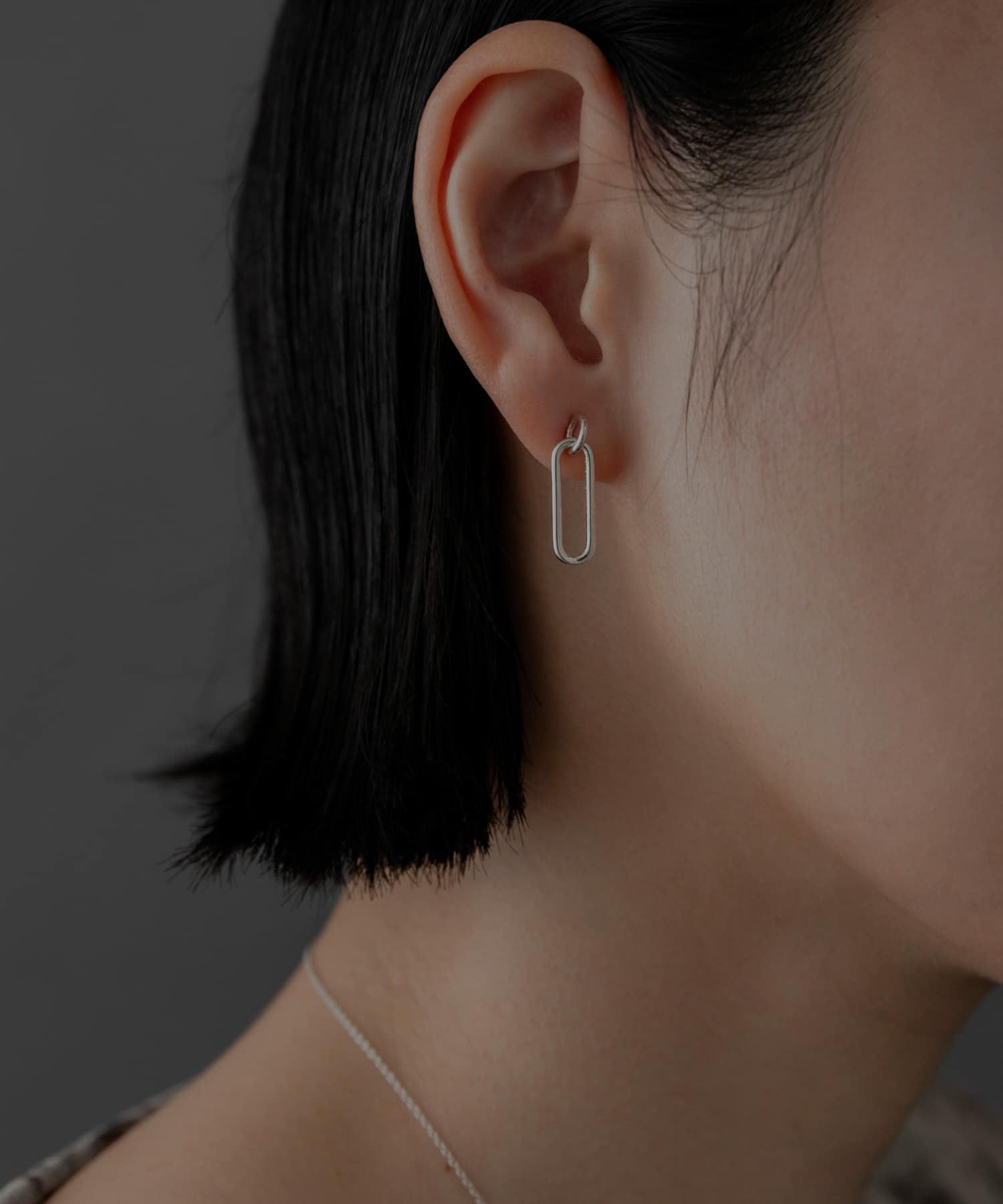 SMELLY so’　oval pierce SLV -