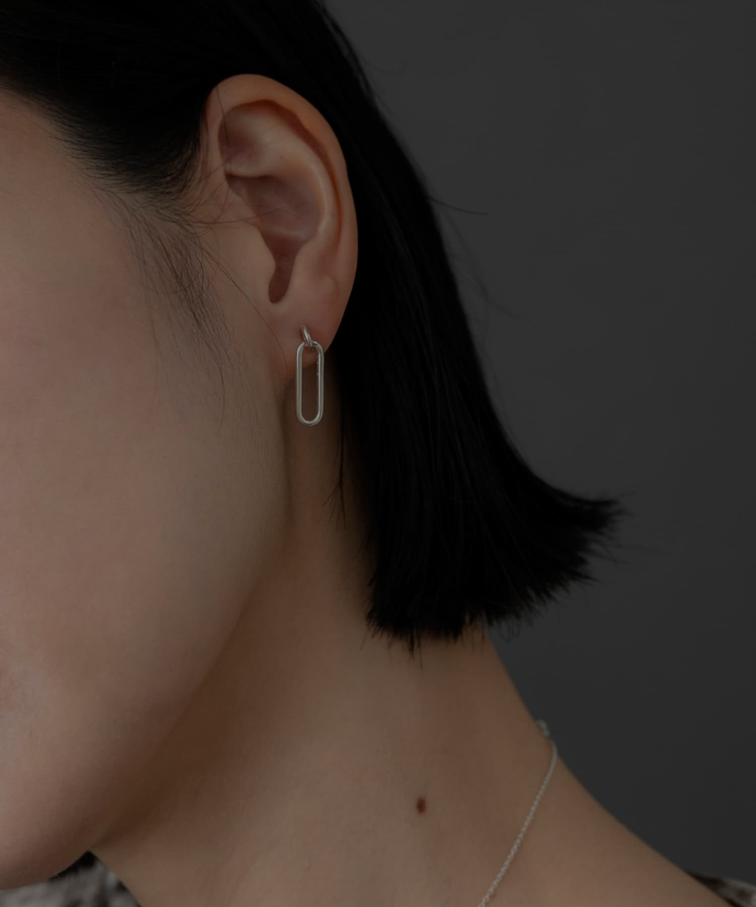 SMELLY so’　oval pierce SLV -