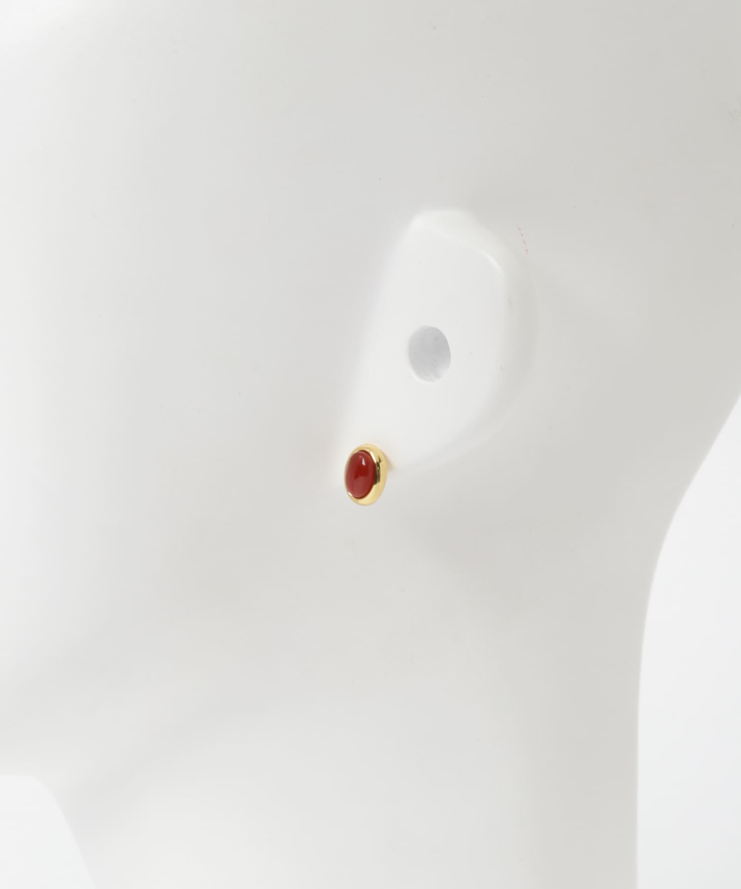 SMELLY so’　carnelian oval pierce GD/RE -