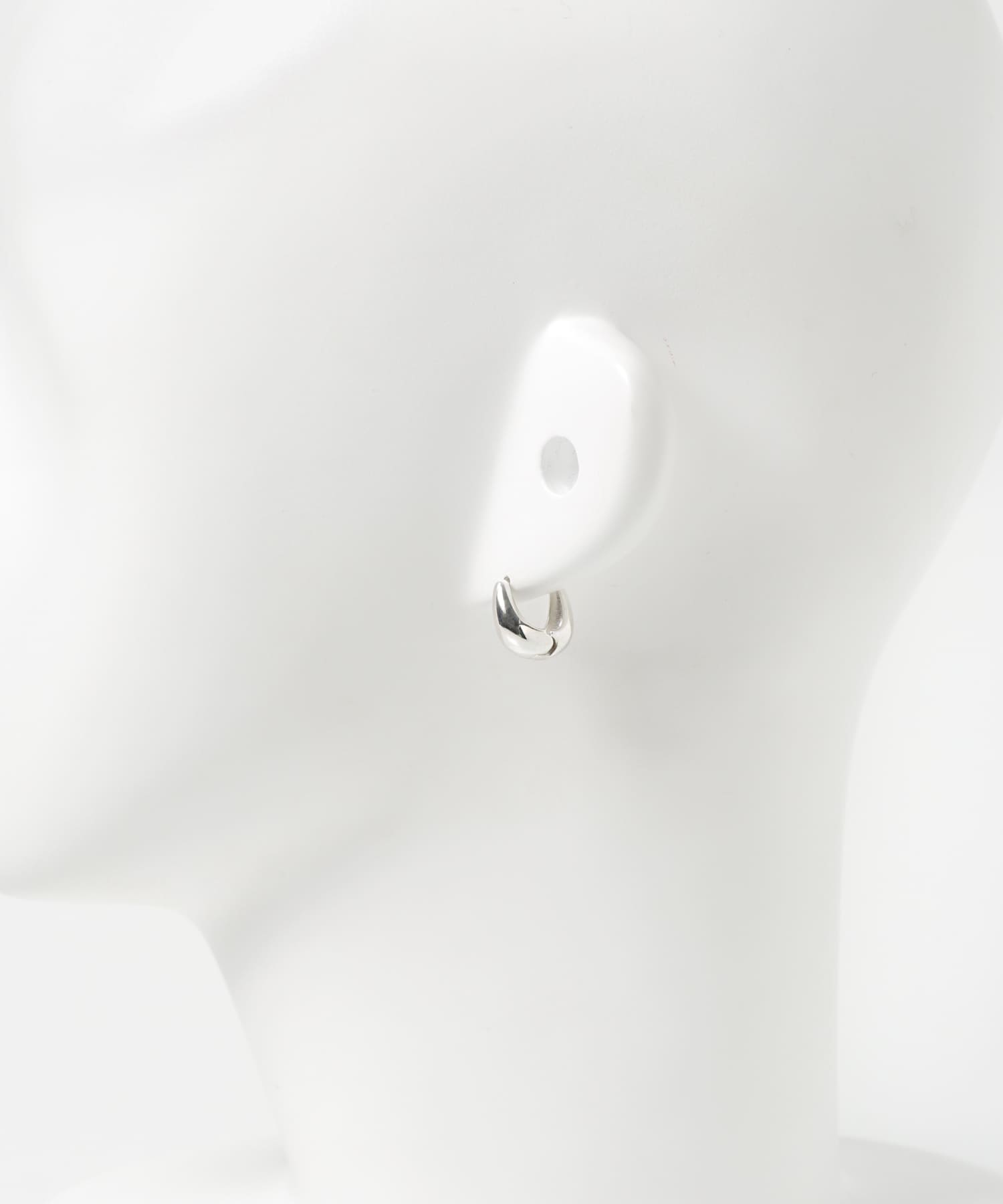 SMELLY so’　plump pierce SLV -