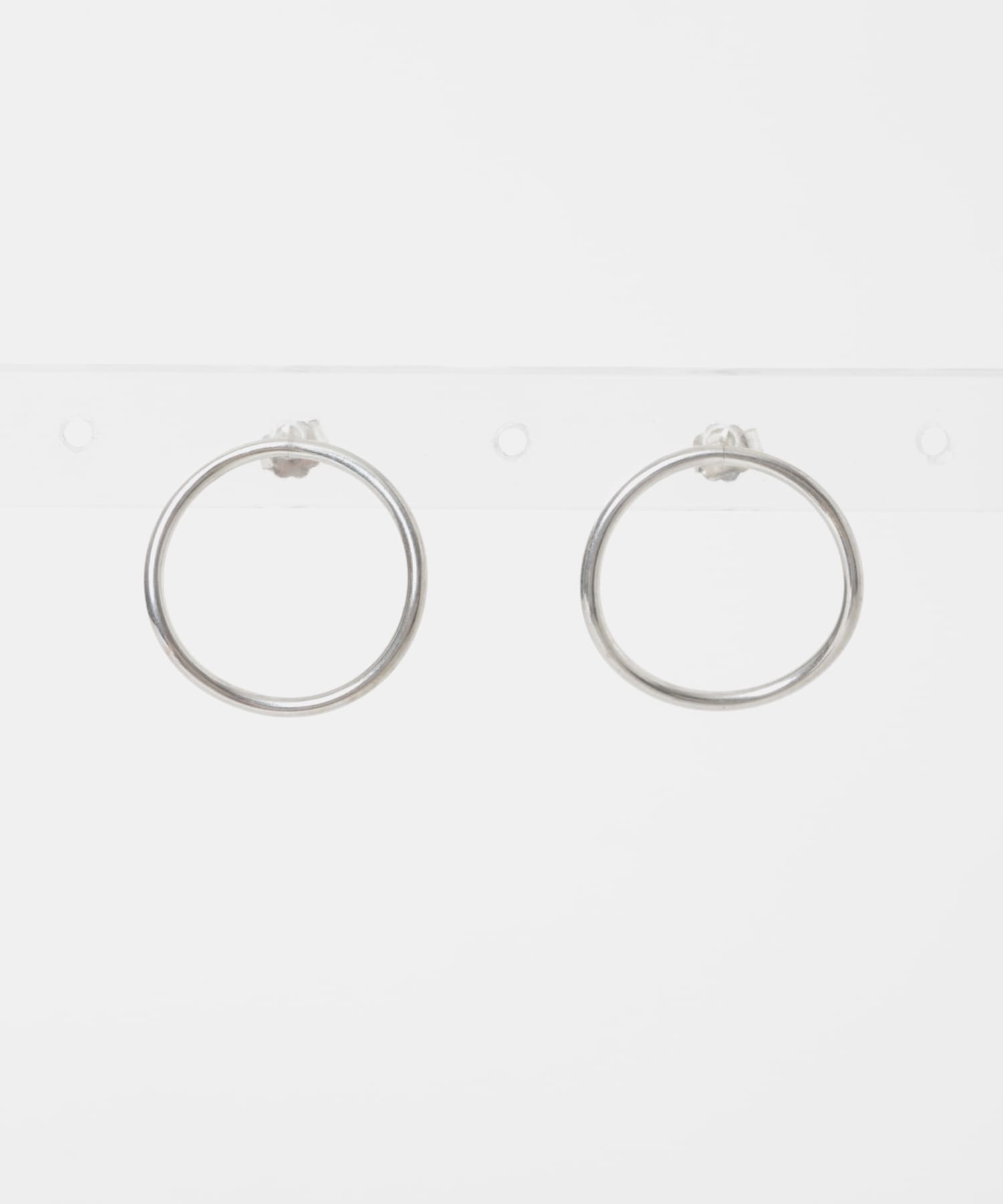 SMELLY so’　curved circle pierce SLV -