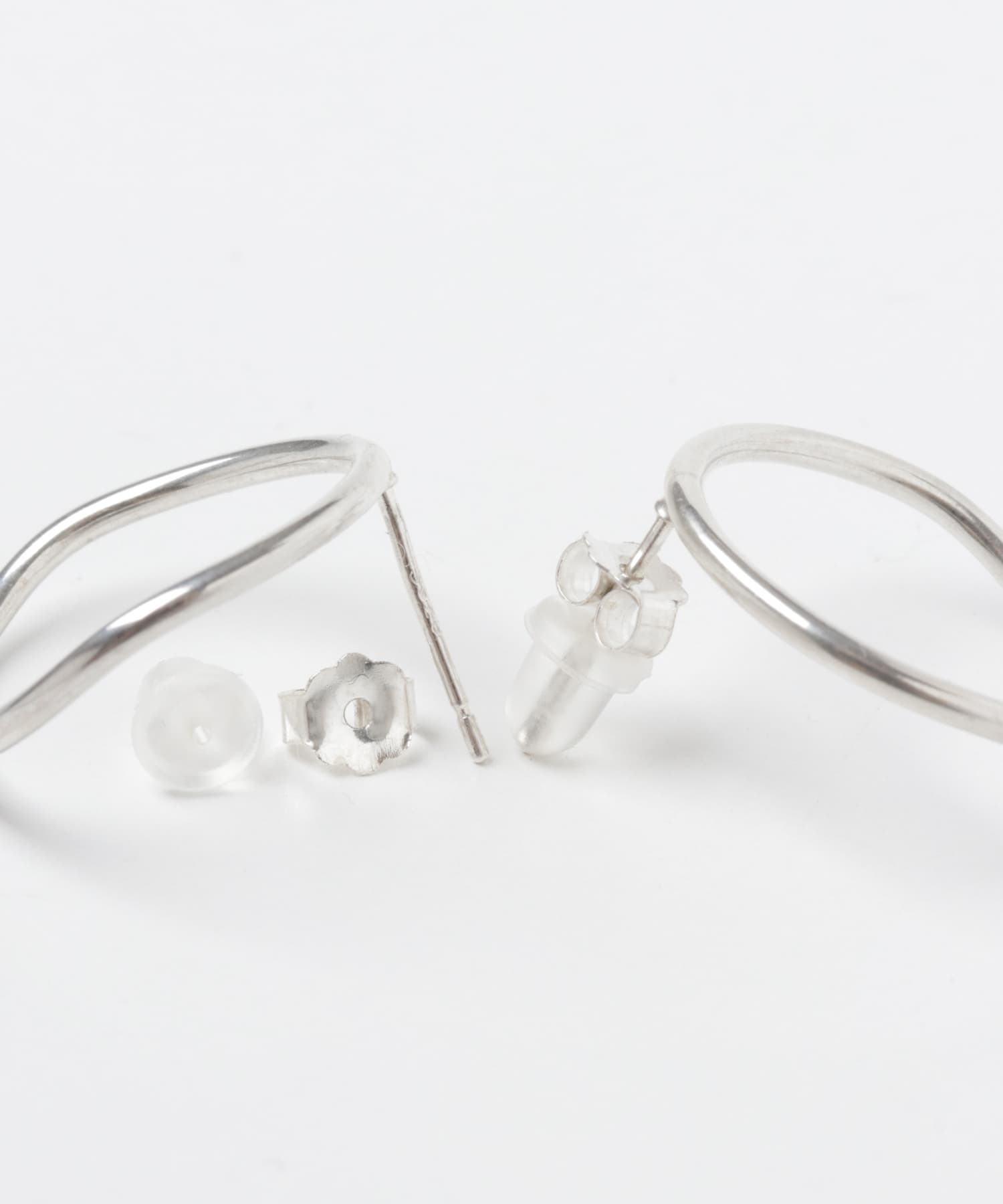 SMELLY so’　curved circle pierce SLV -