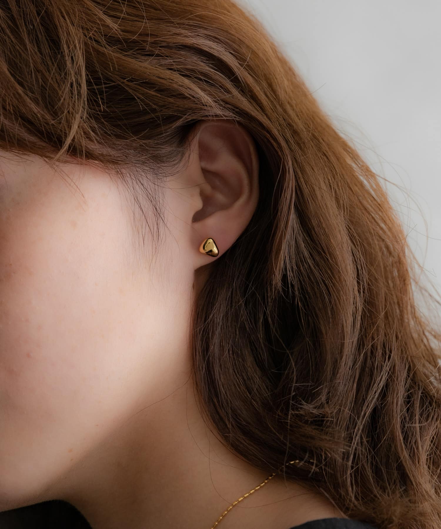 SMELLY so’　grain pierce GLD -
