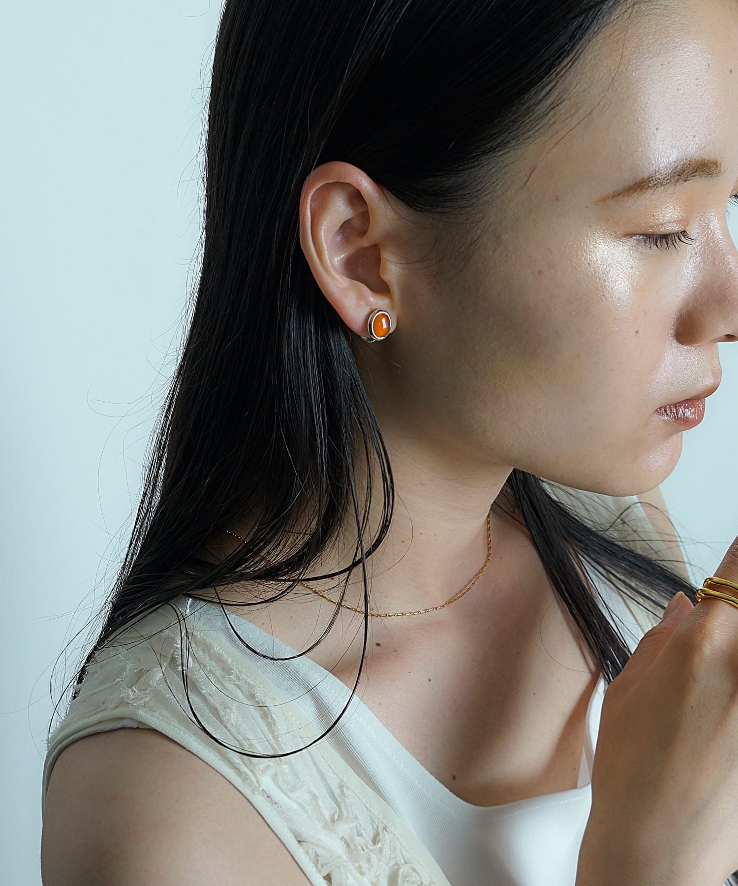 SMELLY so’　carnelian oval earring SL/RE -