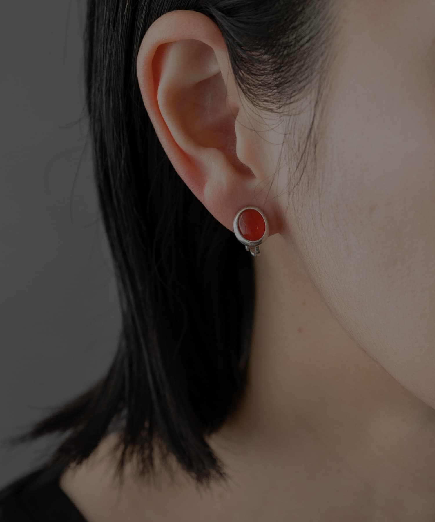 SMELLY so’　carnelian oval earring SL/RE -