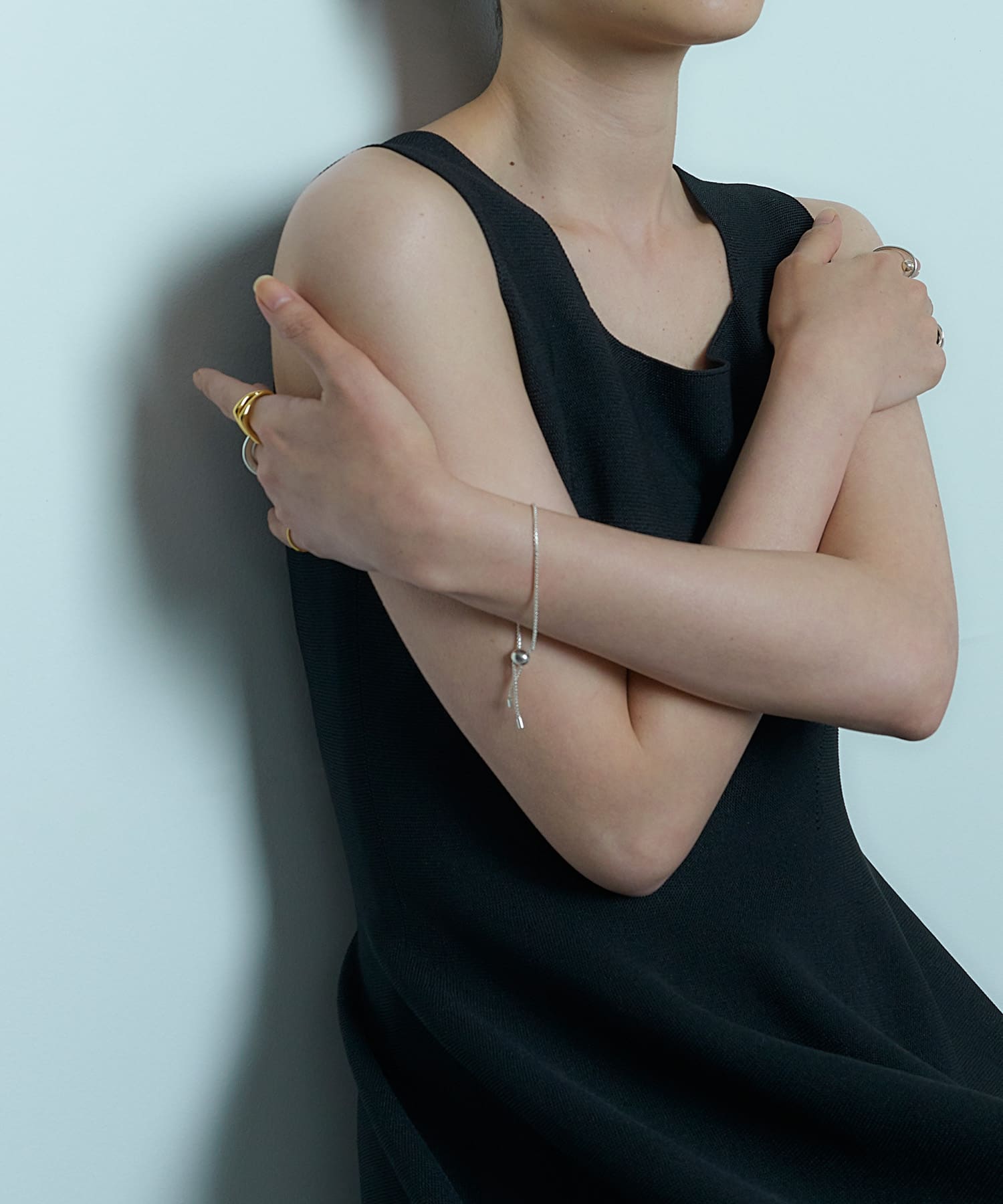 SMELLY so’　pellet loop bracelet SLV -