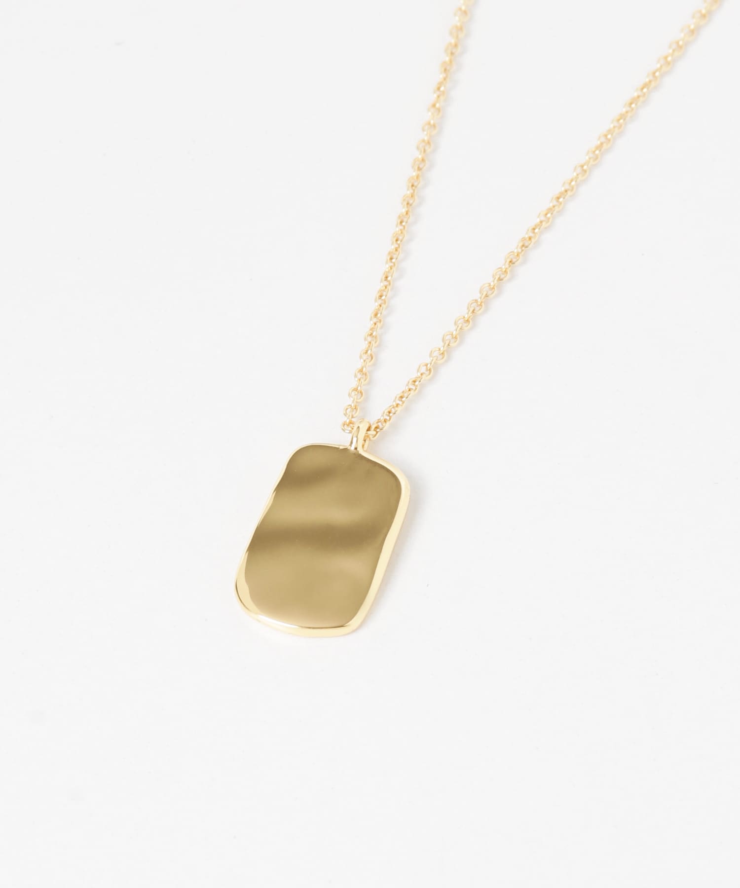 SMELLY so’　rectangle plate necklace GLD -