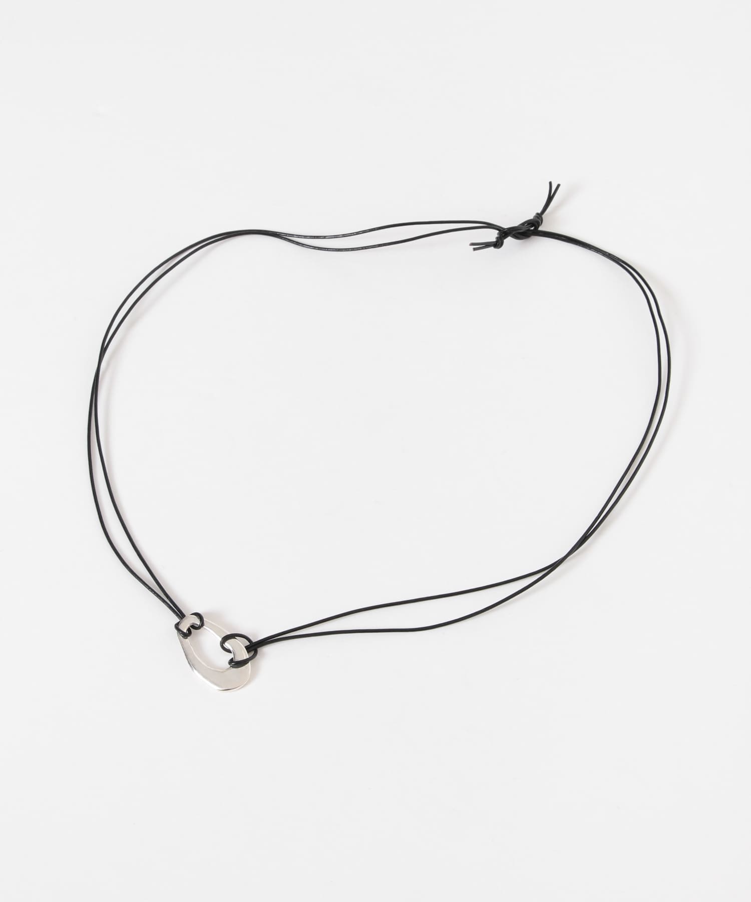 SMELLY so’　oval plate cord necklace SLV -