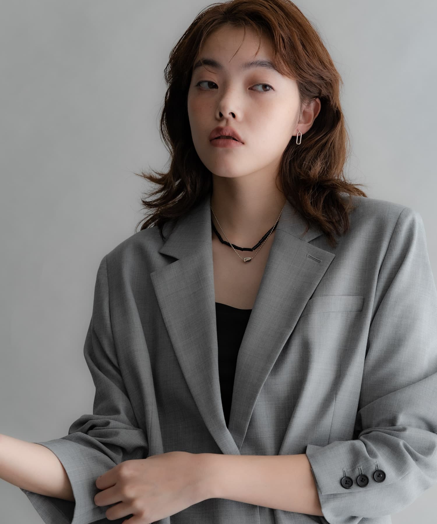 SMELLY so’　onyx mantel necklace BLK -
