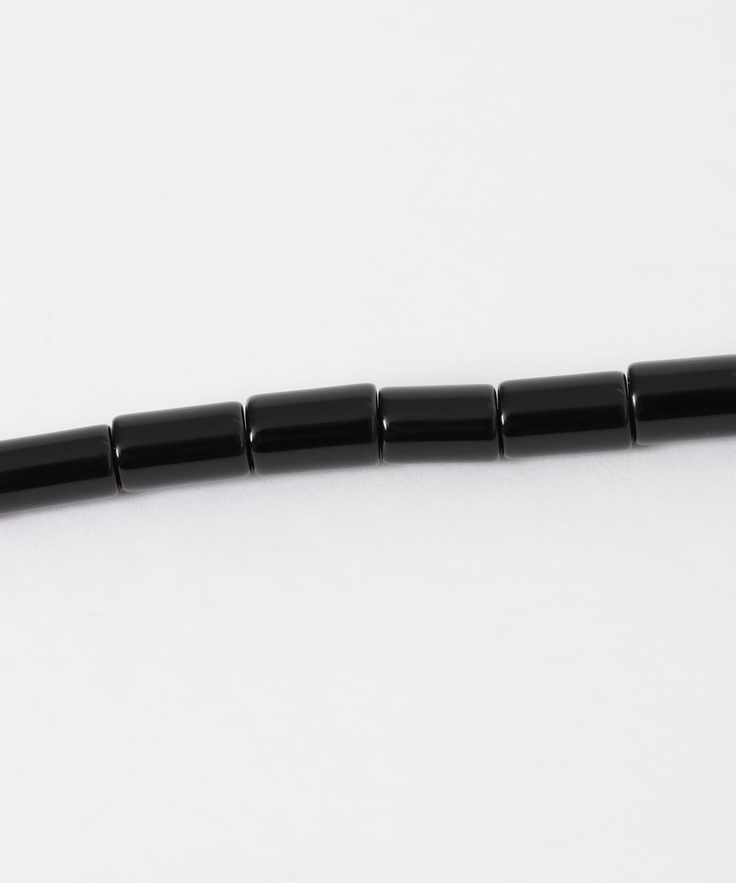 SMELLY so’　onyx mantel necklace BLK -