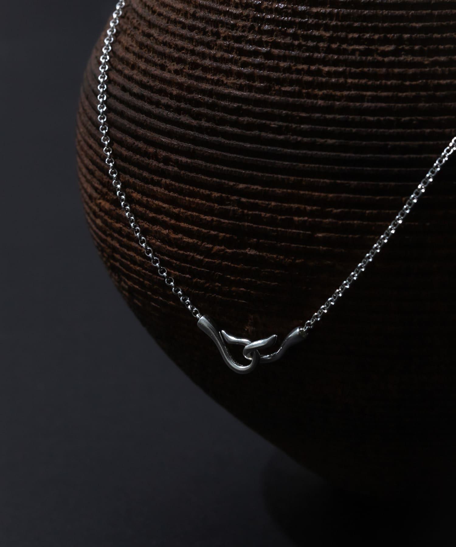 SMELLY so’　hook chain necklace SLV -