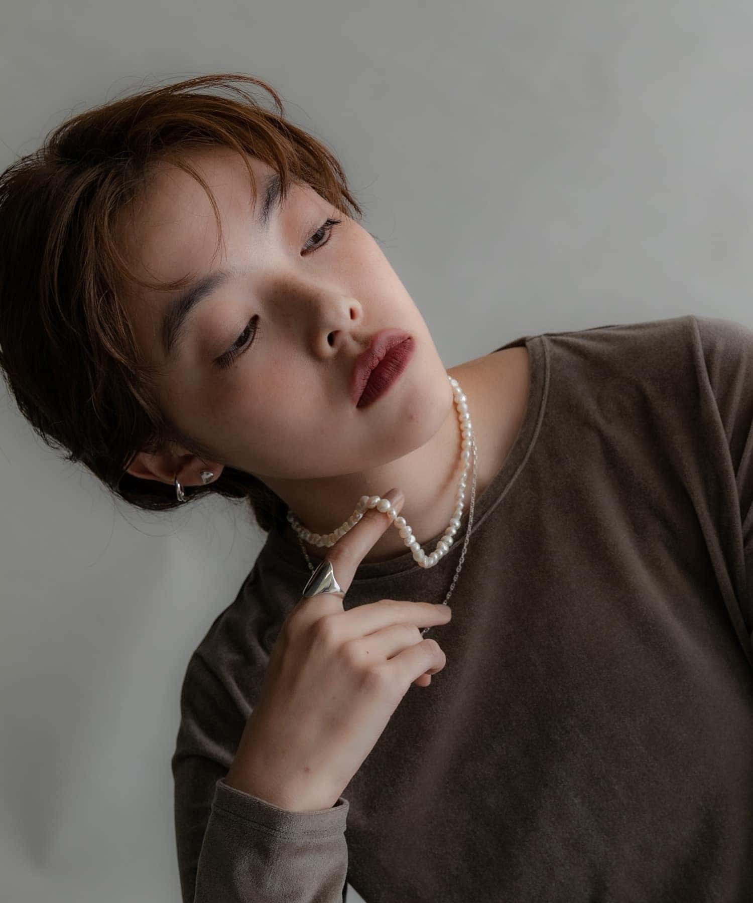 SMELLY so’　pearl hook necklace IVO -