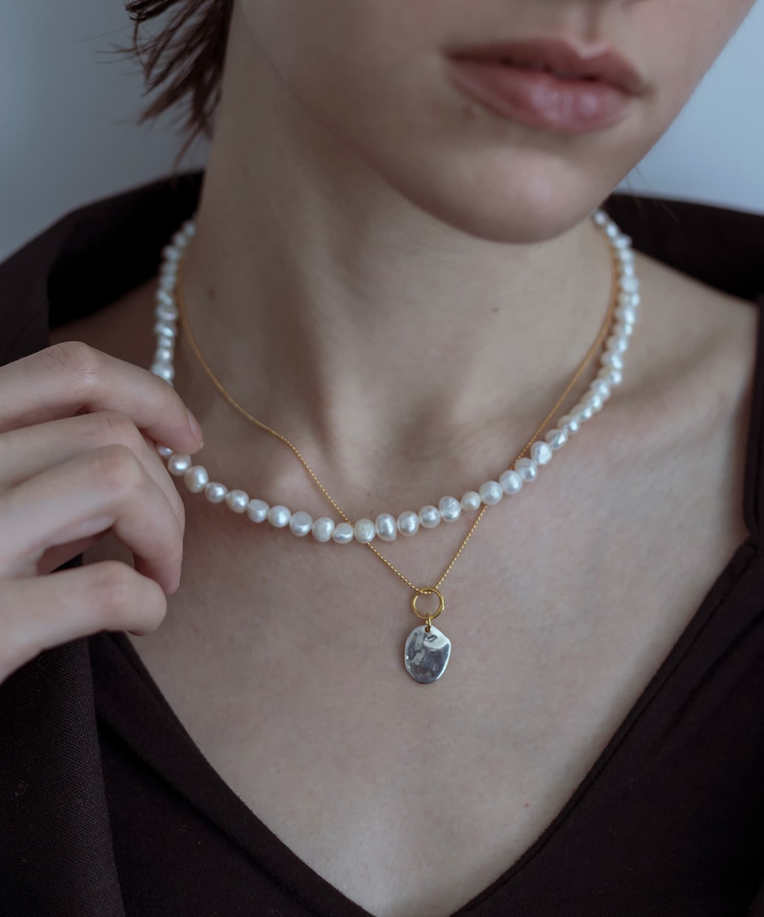 SMELLY so’　pearl hook necklace IVO -
