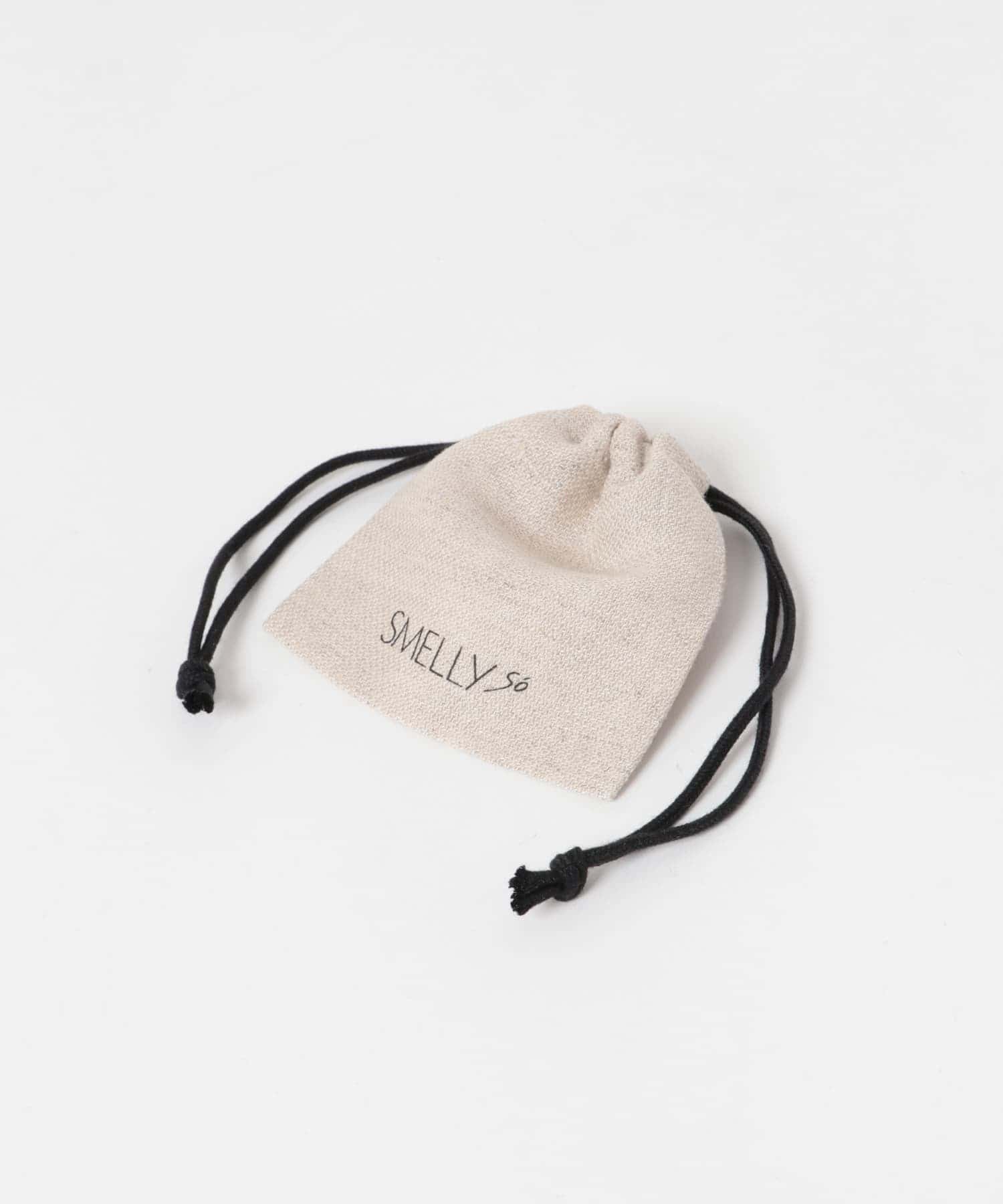 SMELLY so’　pearl hook necklace IVO -