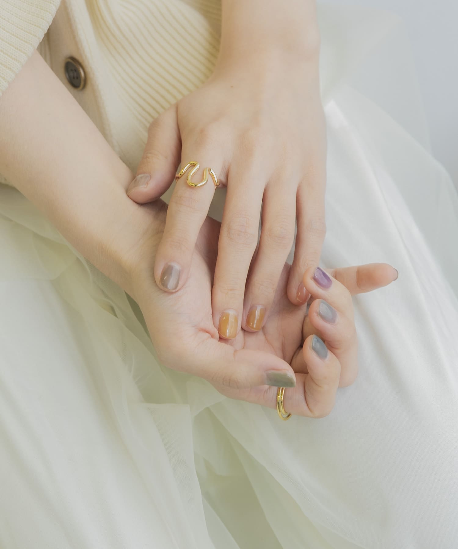 peel off syrup gel polish iris -