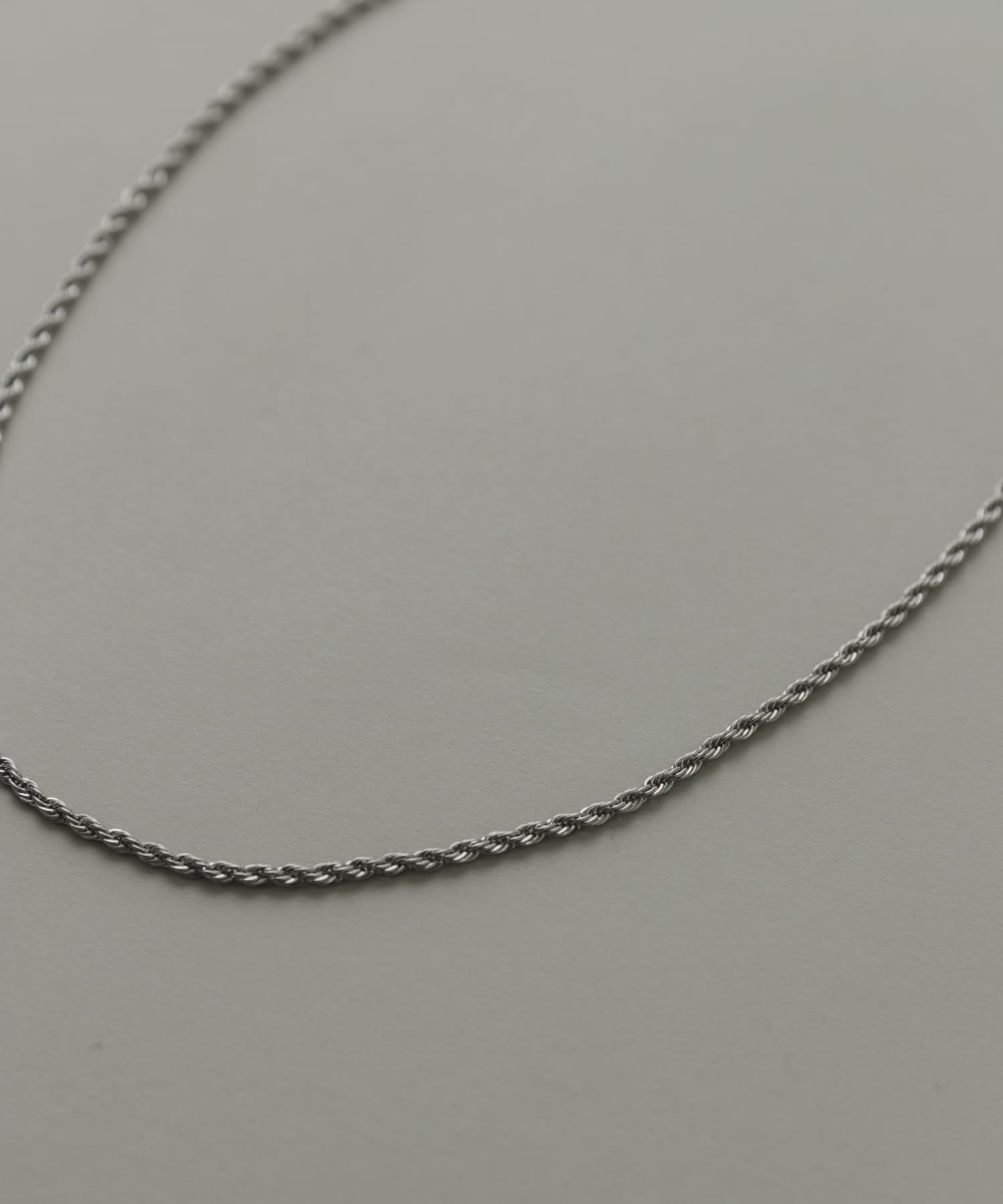ステンレスツイストチェーンネックレス SLV -