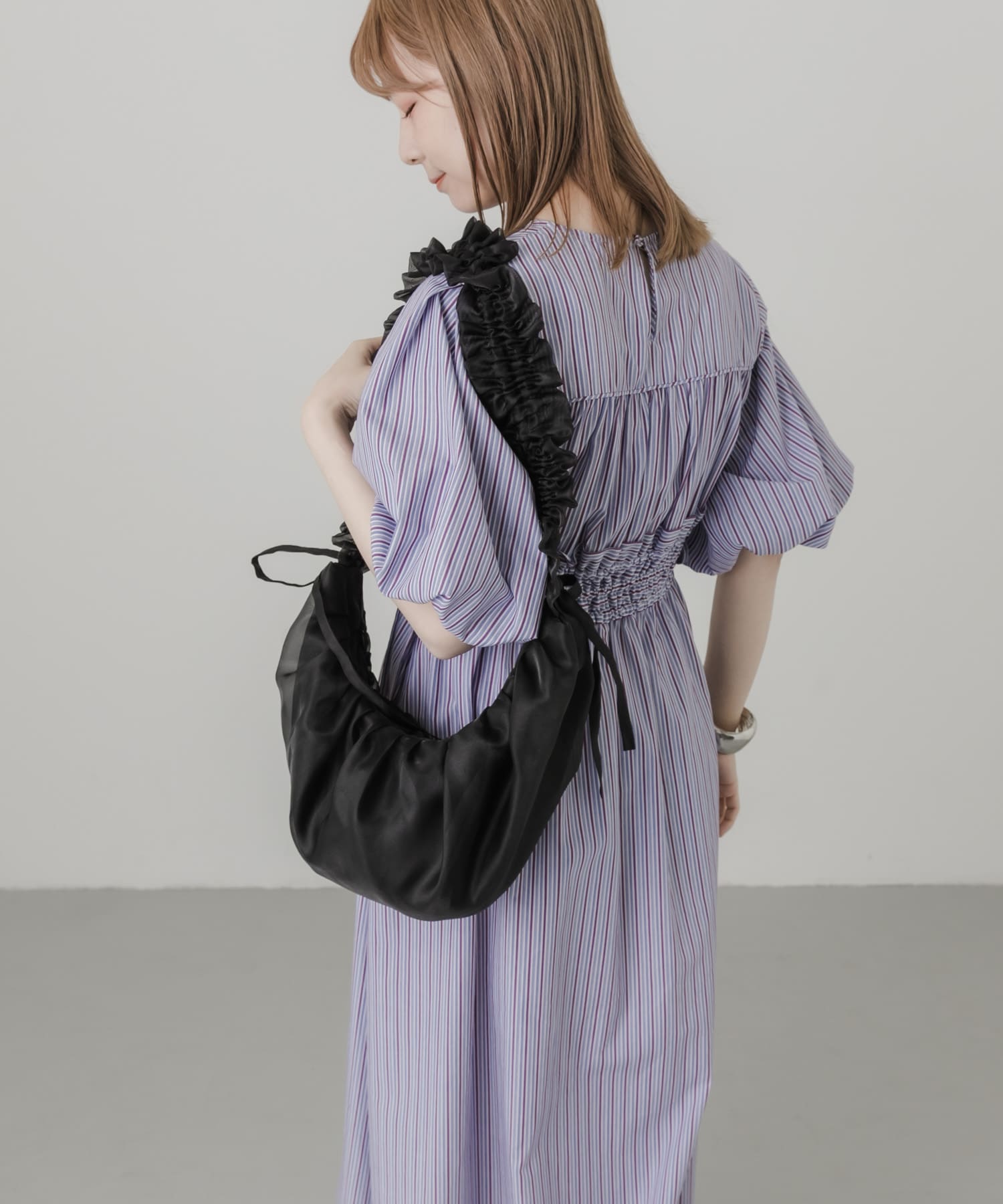 フリルギャザーリボンショルダーバッグ BLK -