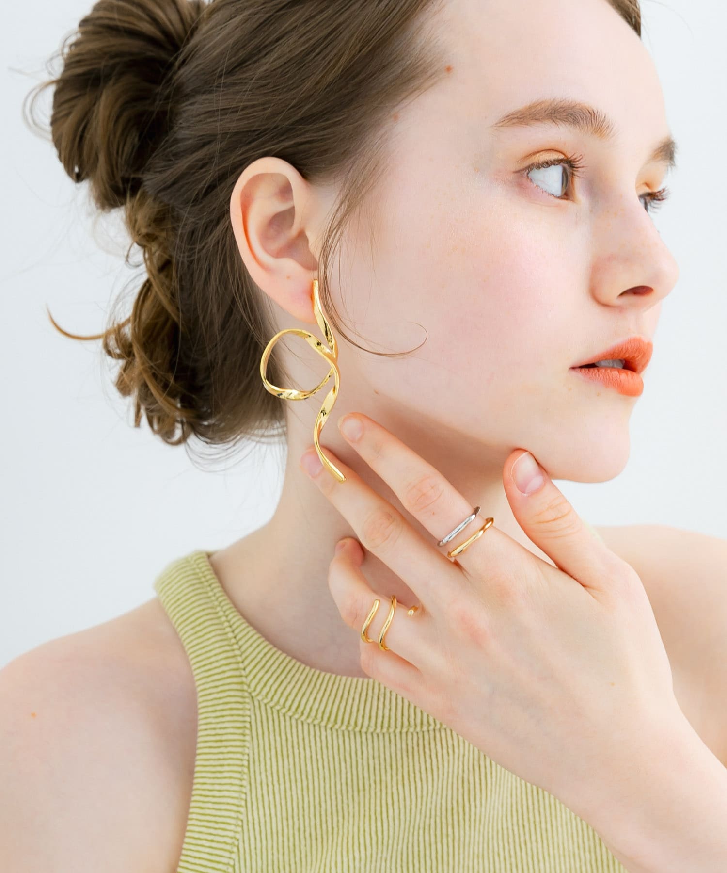 メタルラインアシンメトリーピアス GLD -