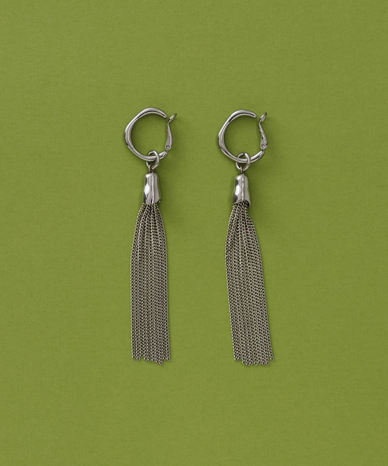 タッセルチェーンイヤリング