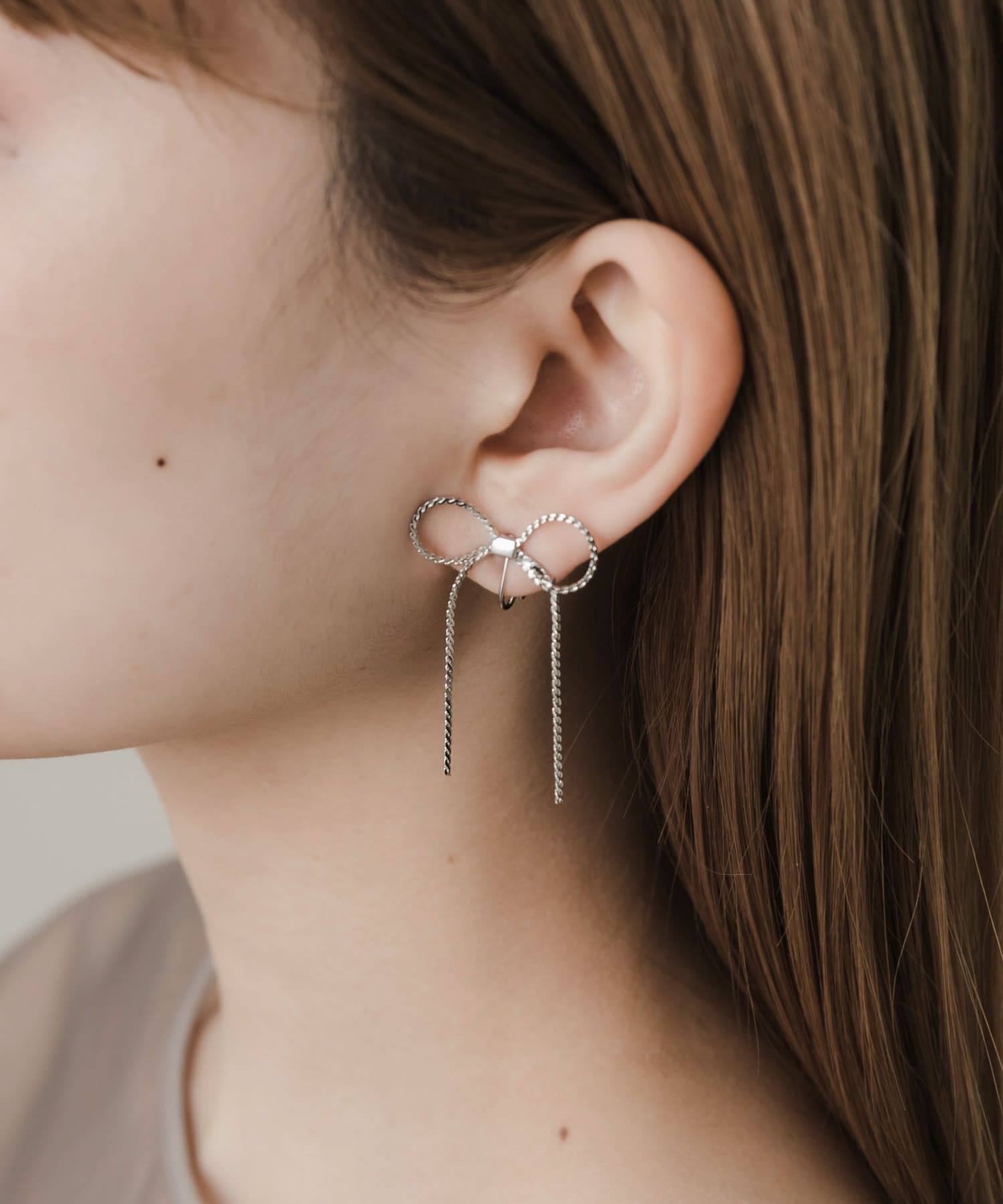 チェーンリボンイヤリング