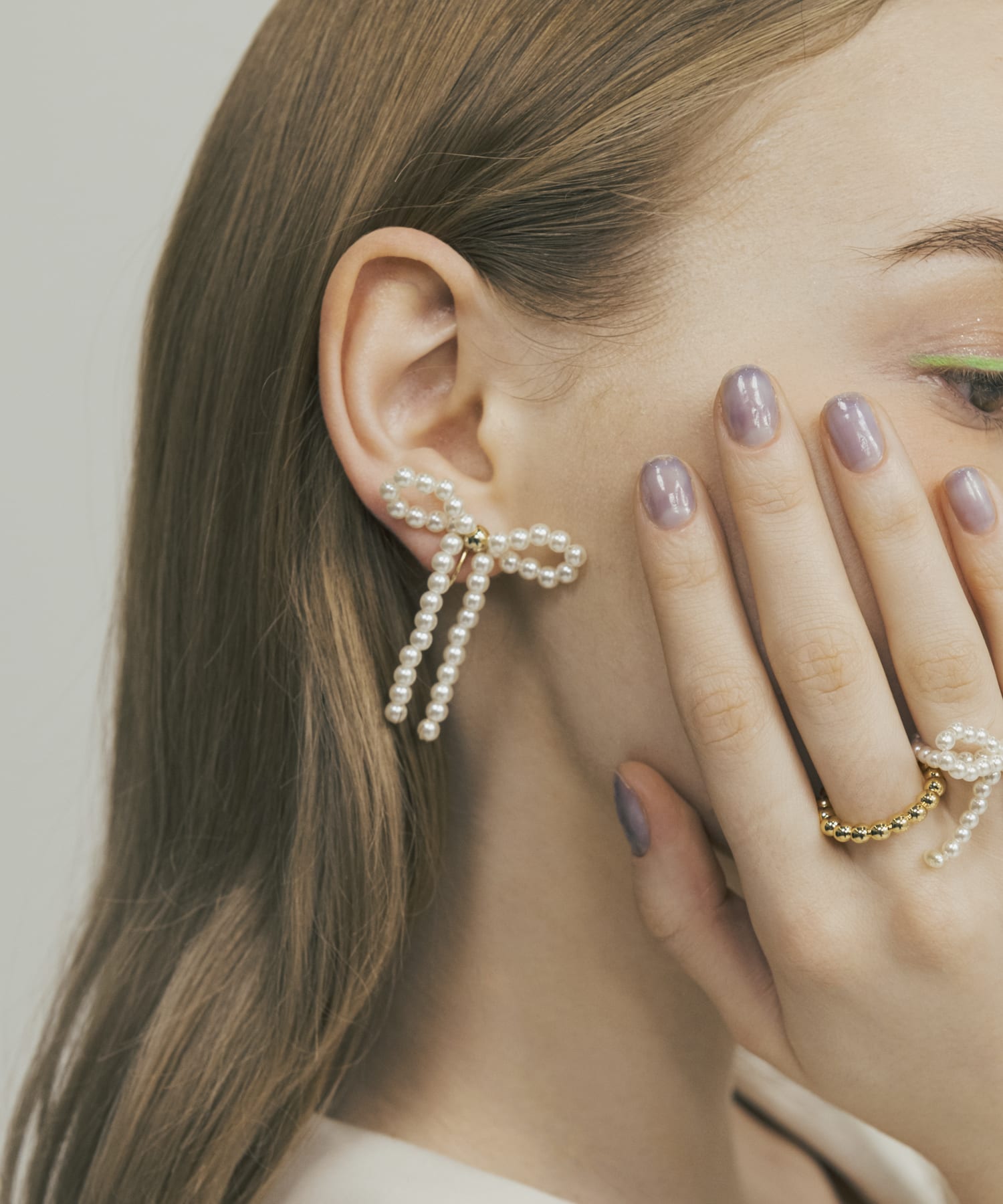 パールリボンイヤリング(- IV/GD): アクセサリー｜URBAN