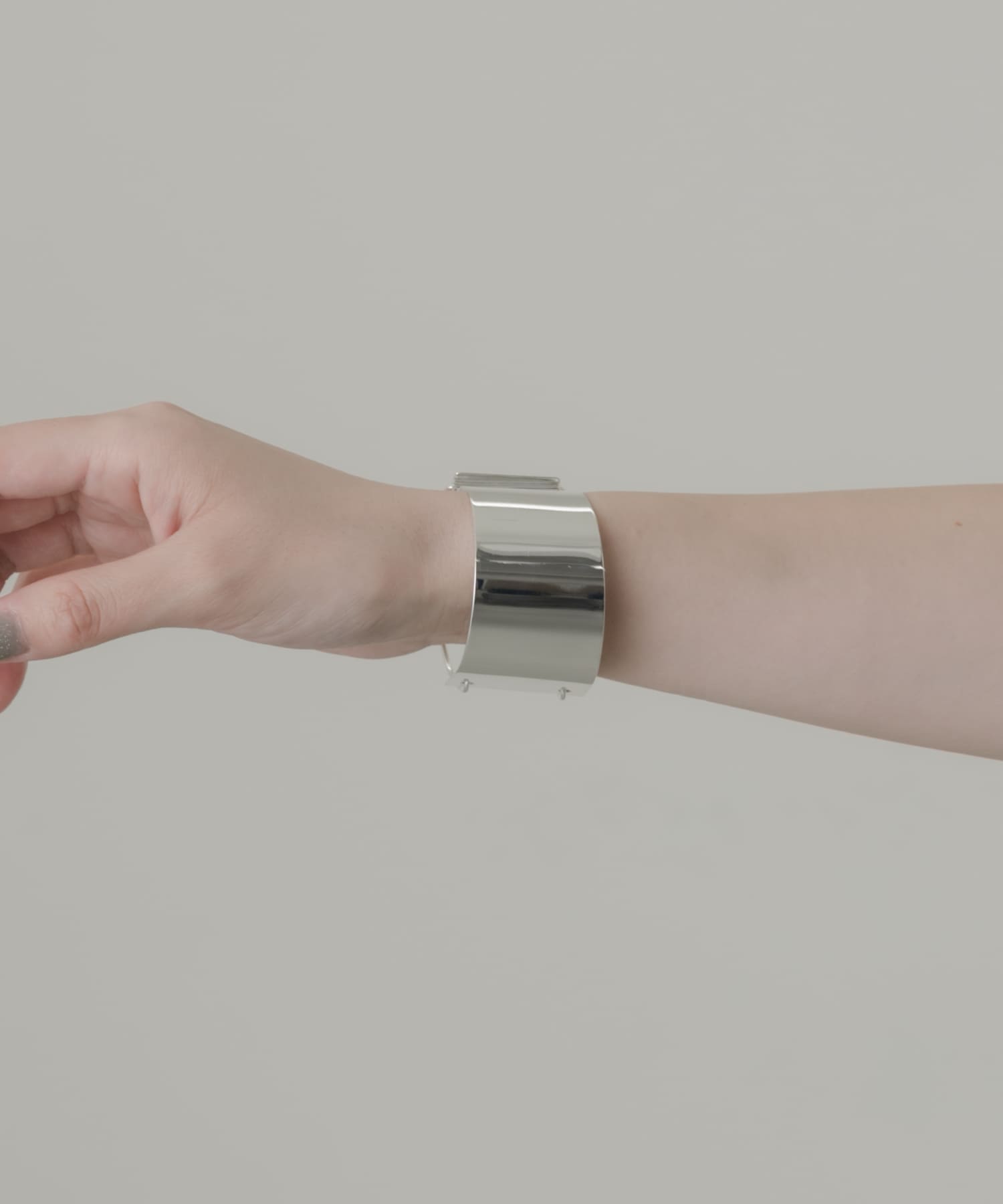 メタルプレートバングル(- SLV): アクセサリー｜URBAN RESEARCH公式