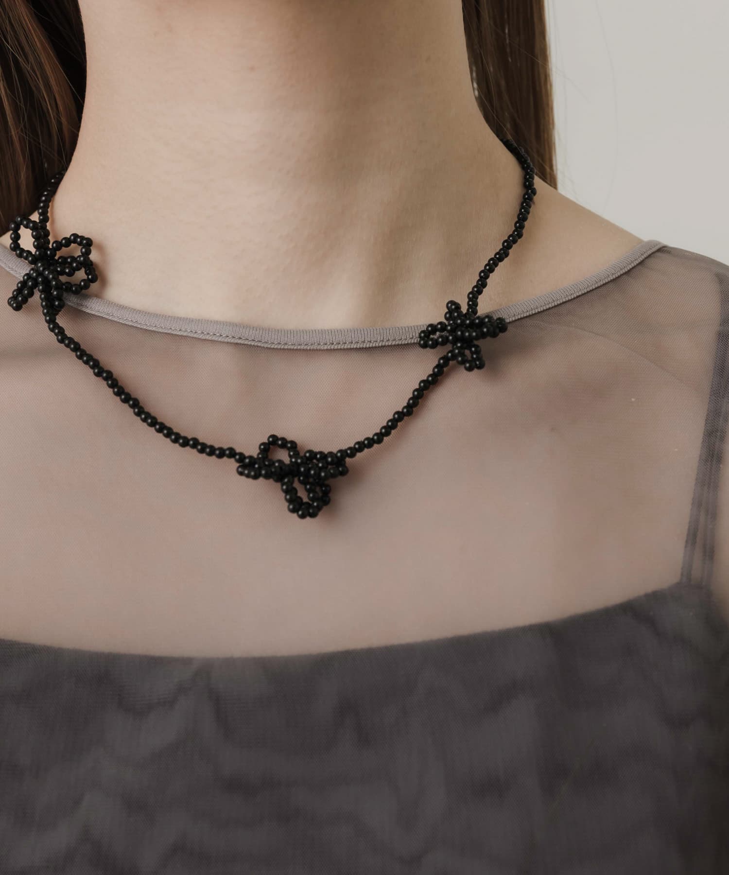 ビーズフラワーネックレス BLK -