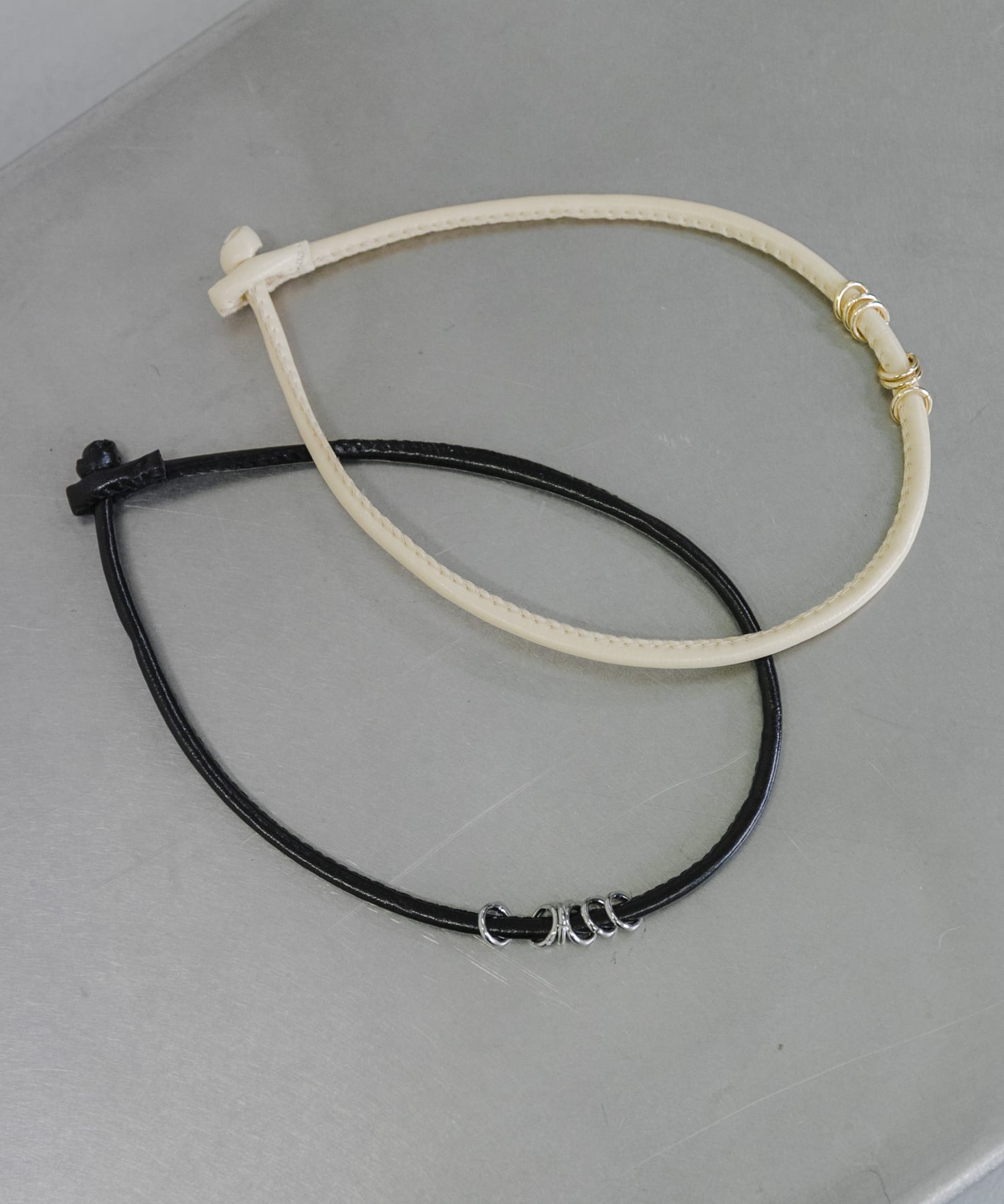 メタルリングコードチョーカー IVO -