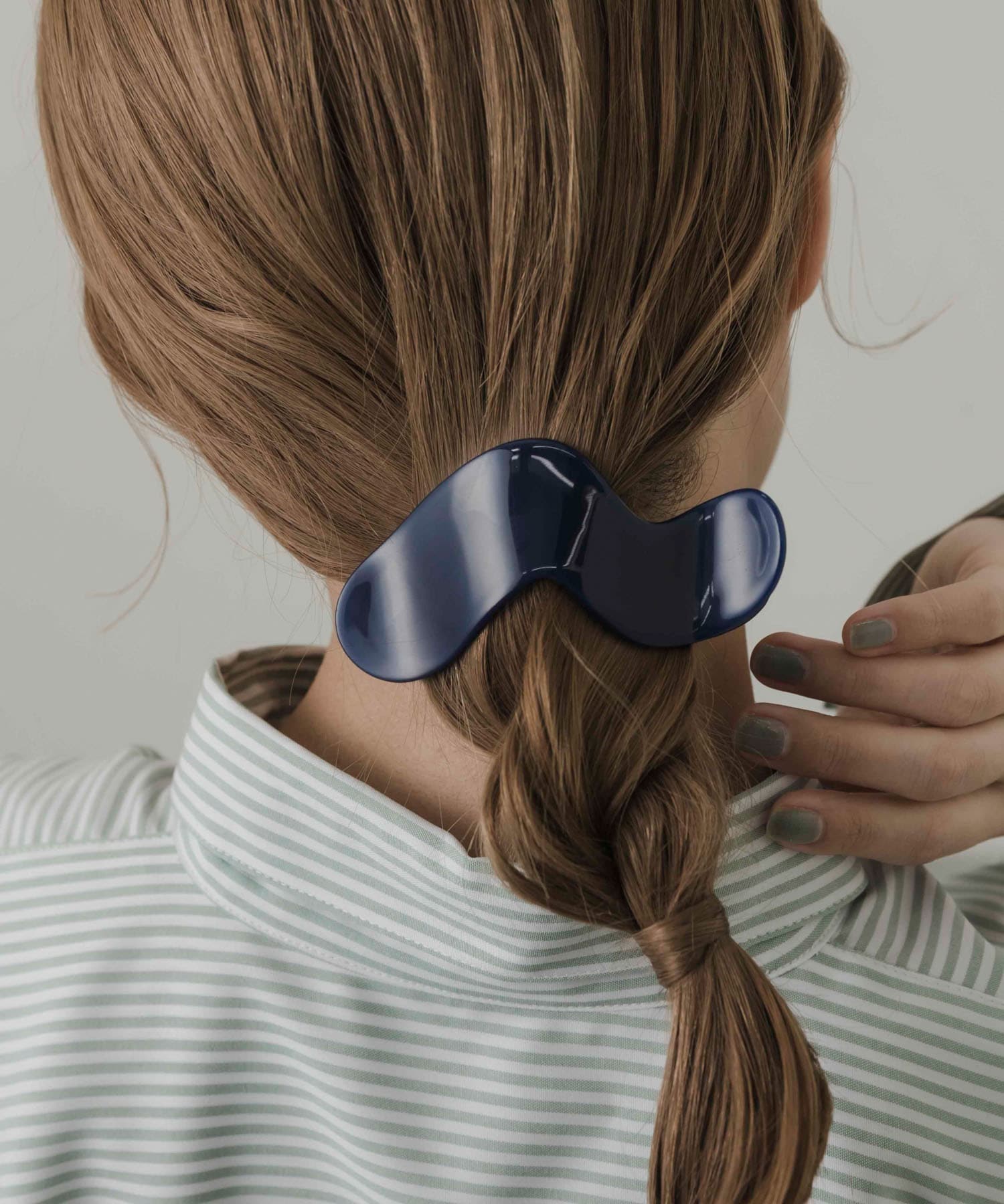 ウェーブヘアクリップ BLU -