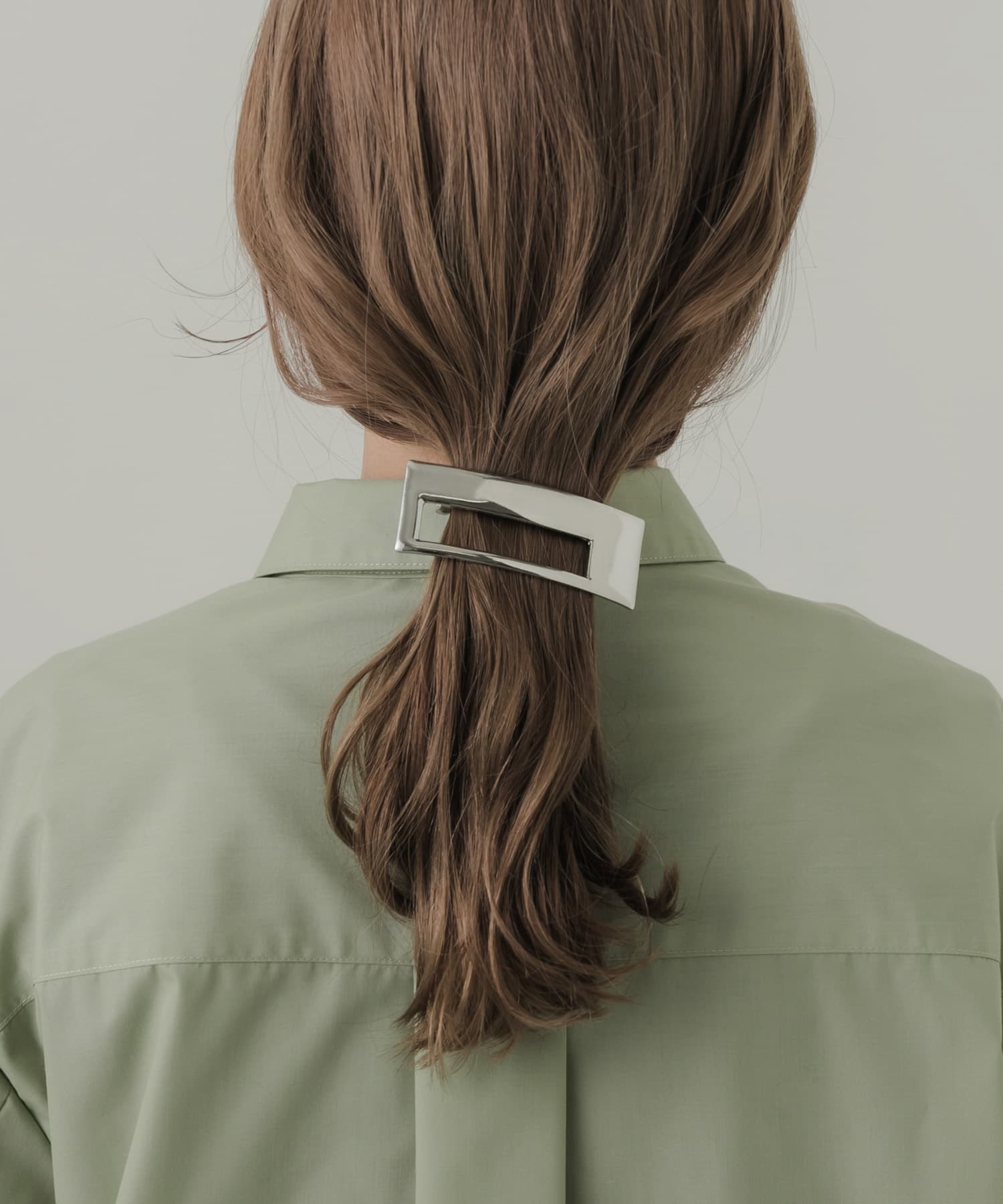 スクエアカットアウトバレッタ SLV -