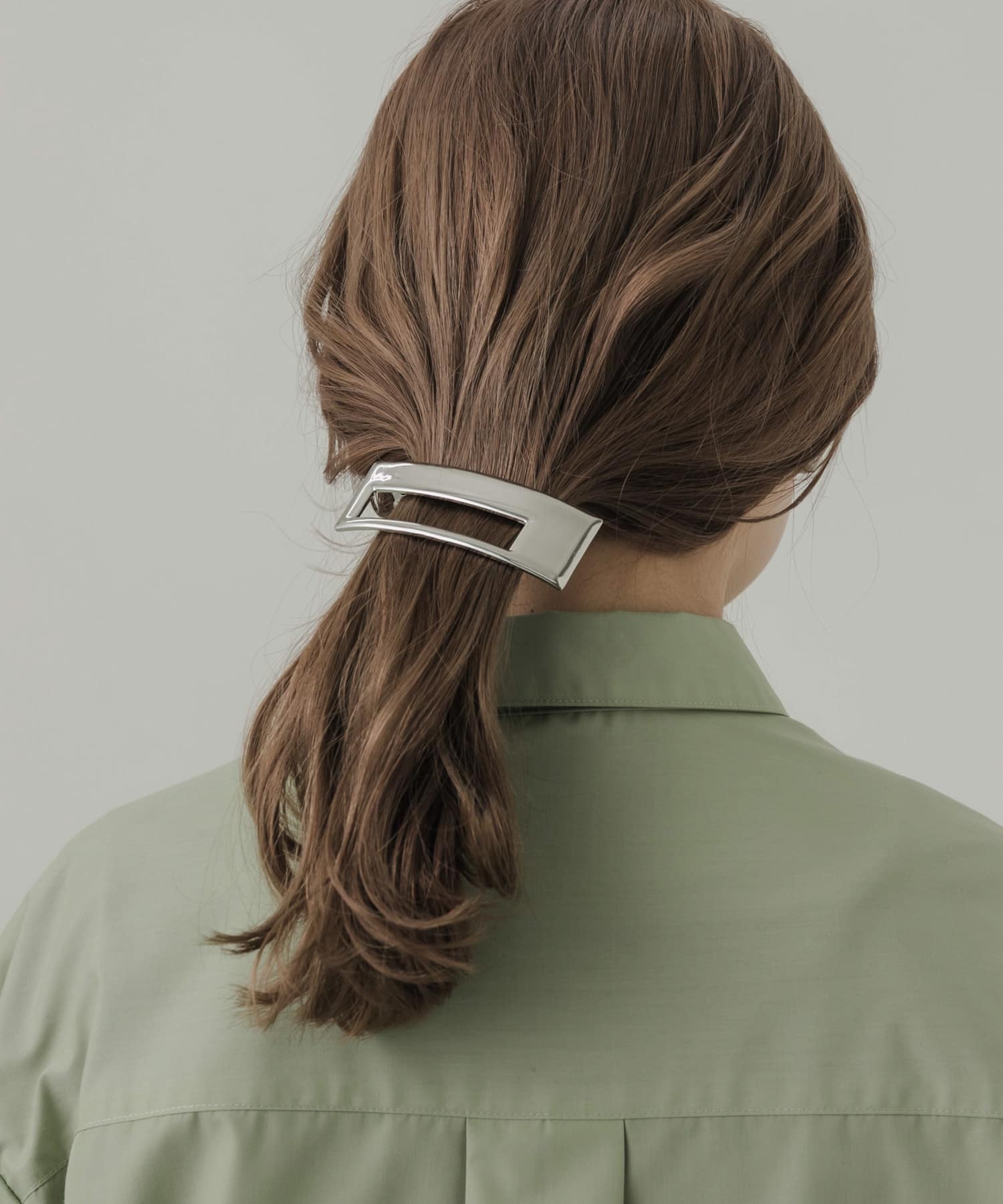 スクエアカットアウトバレッタ SLV -