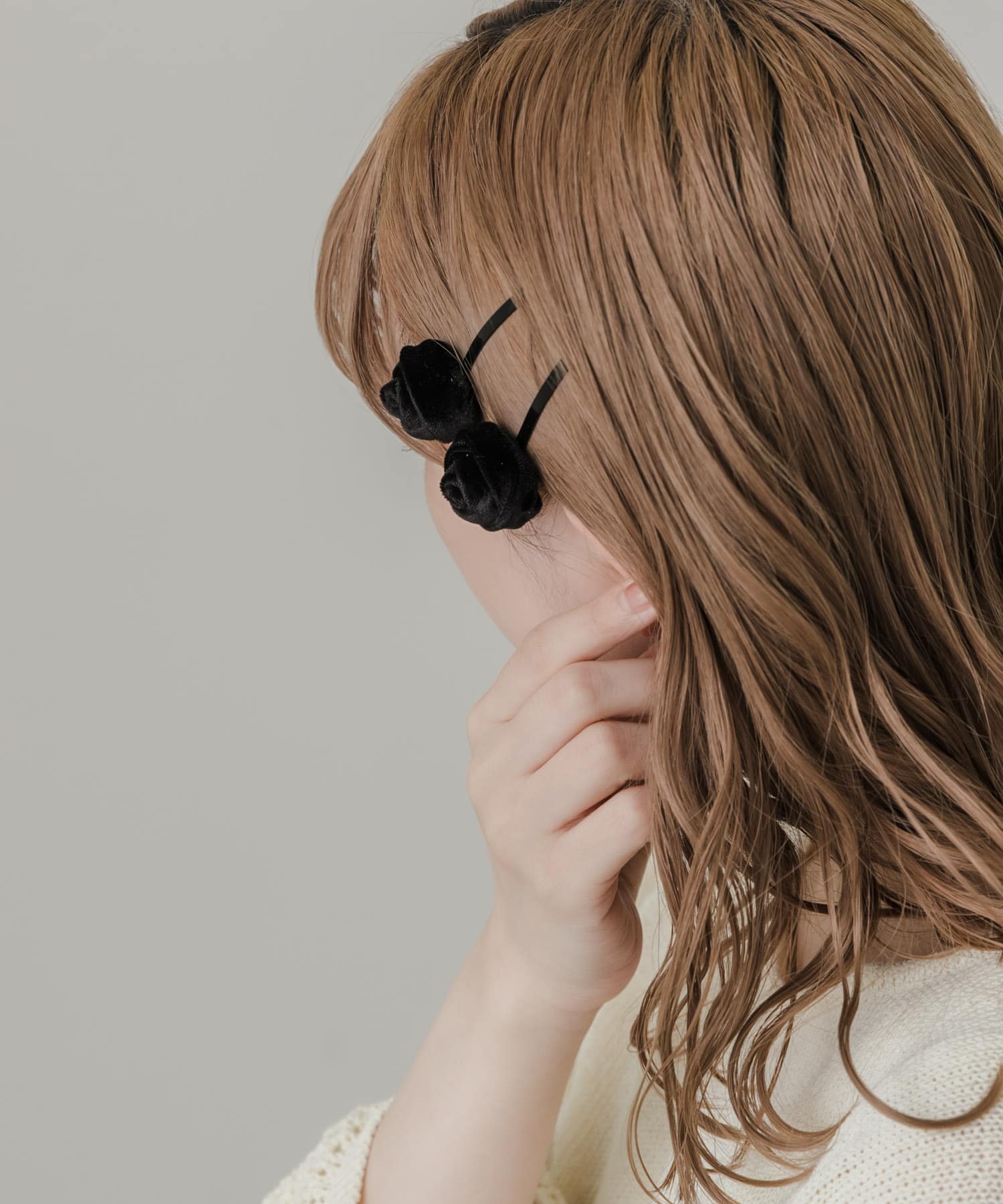 ベロアローズ2セットピン BLK -