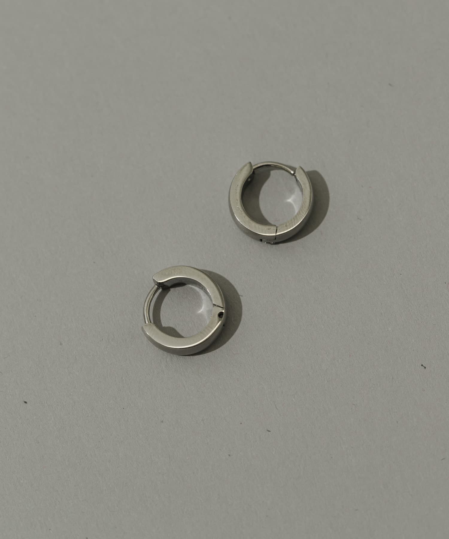 ステンレスワンタッチマットフープピアス SLV -