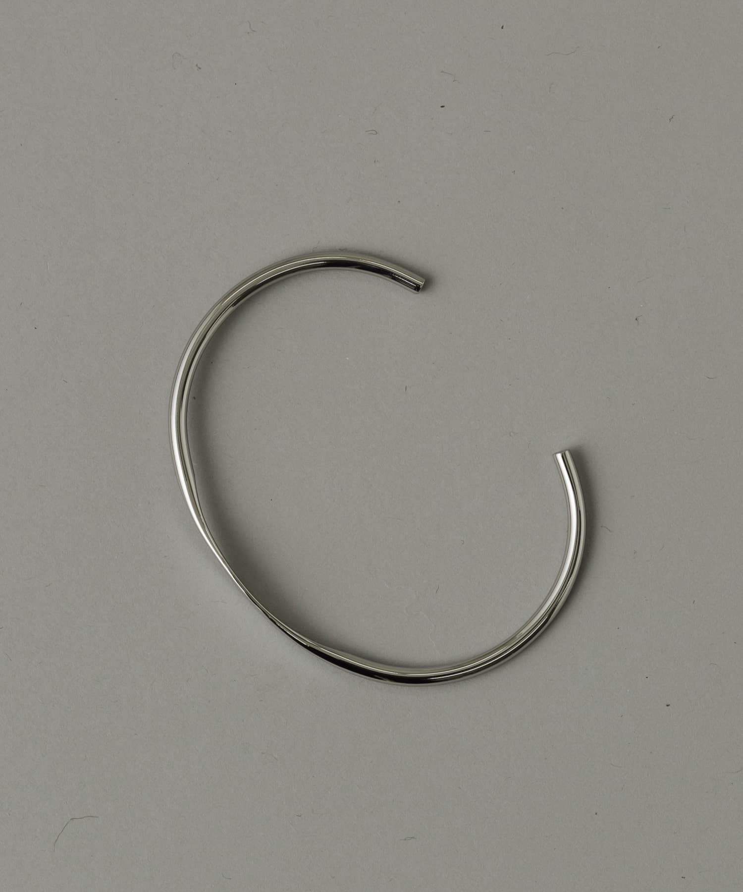 ステンレスプレーンバングル SLV -