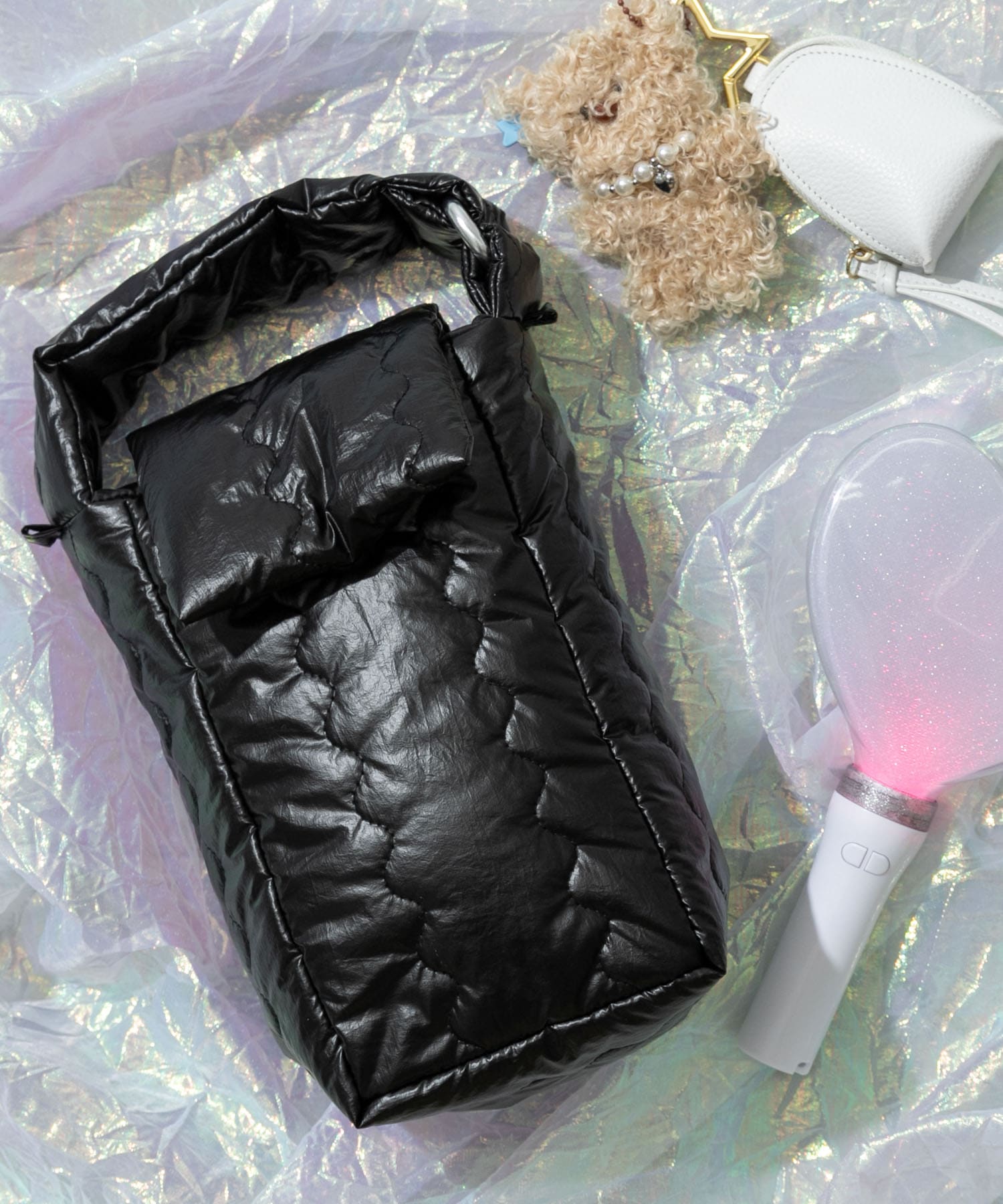 ライブの必需品ペンライトの持ち運びに最適なミニバッグ