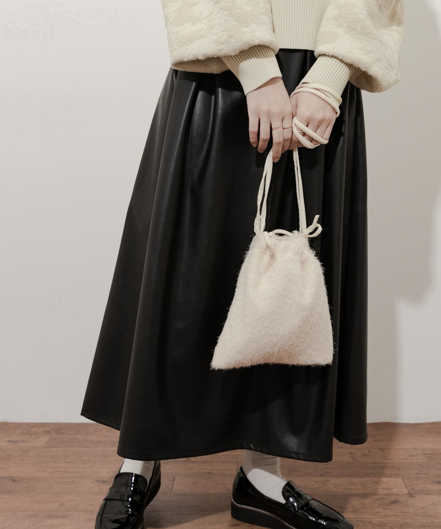 フリンジリボンキンチャクバッグ IVO -