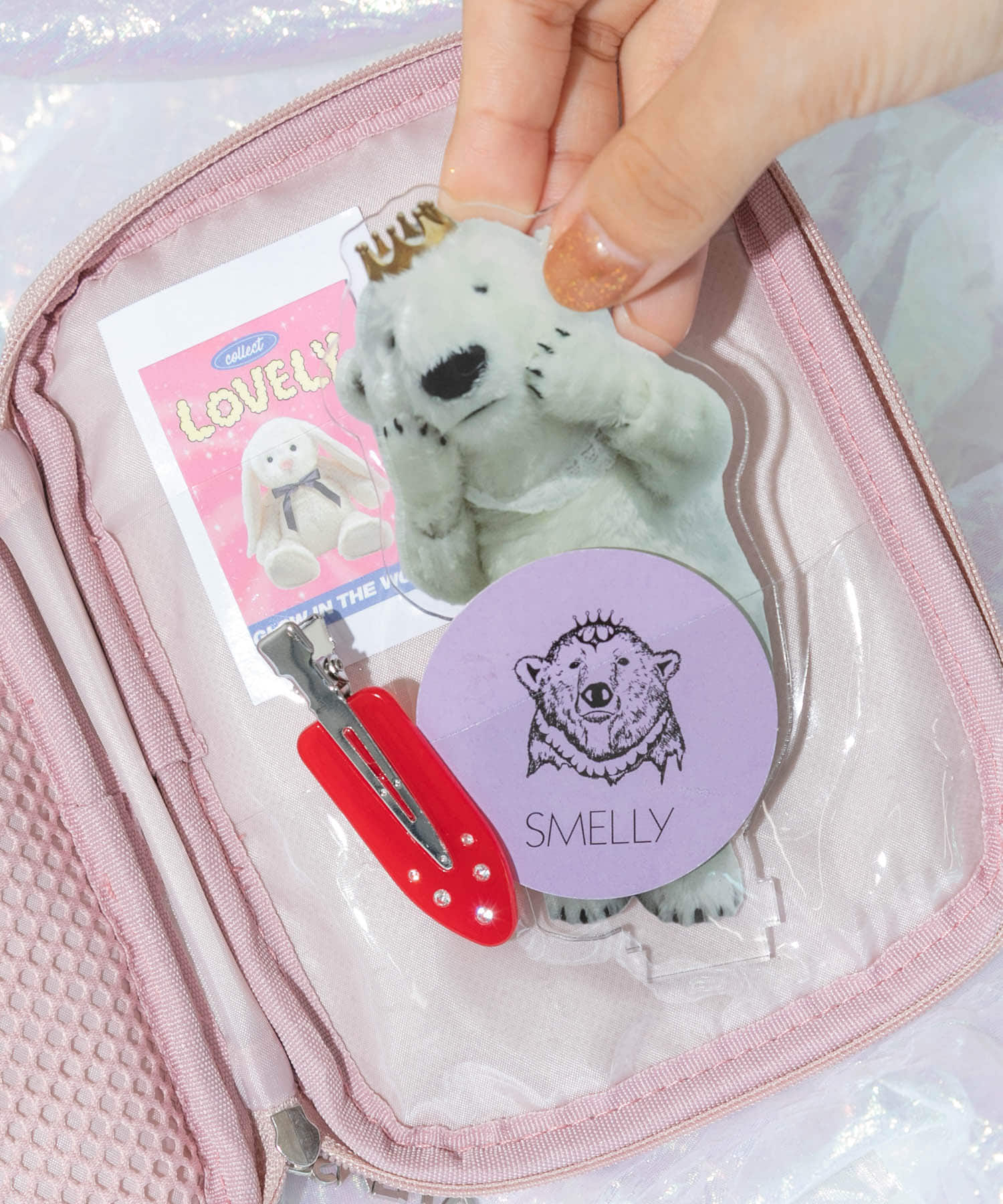 写真サイズのカードでも収まるサイズ感が嬉しいポイント。