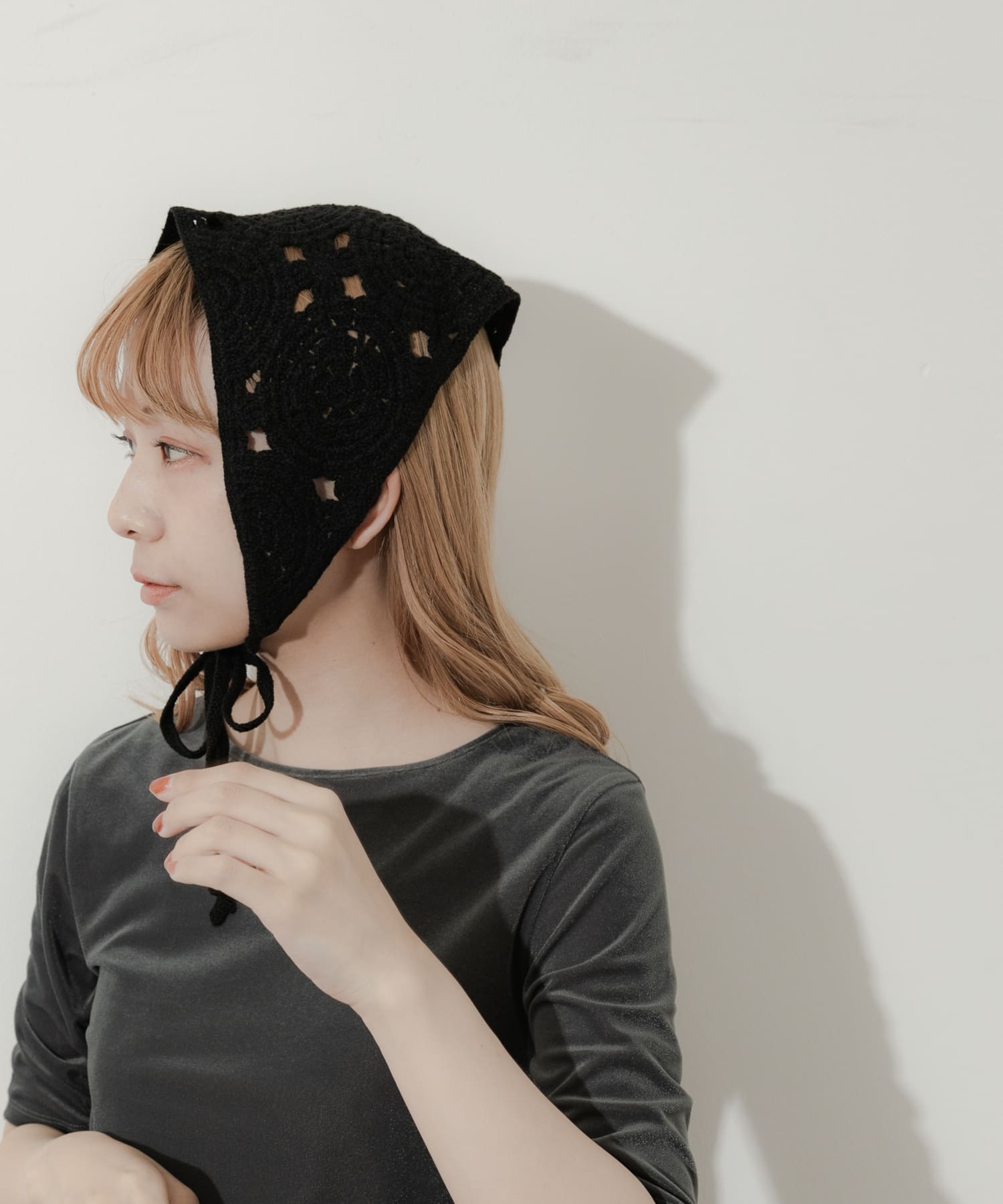 クロシェバブーシュカ BLK -