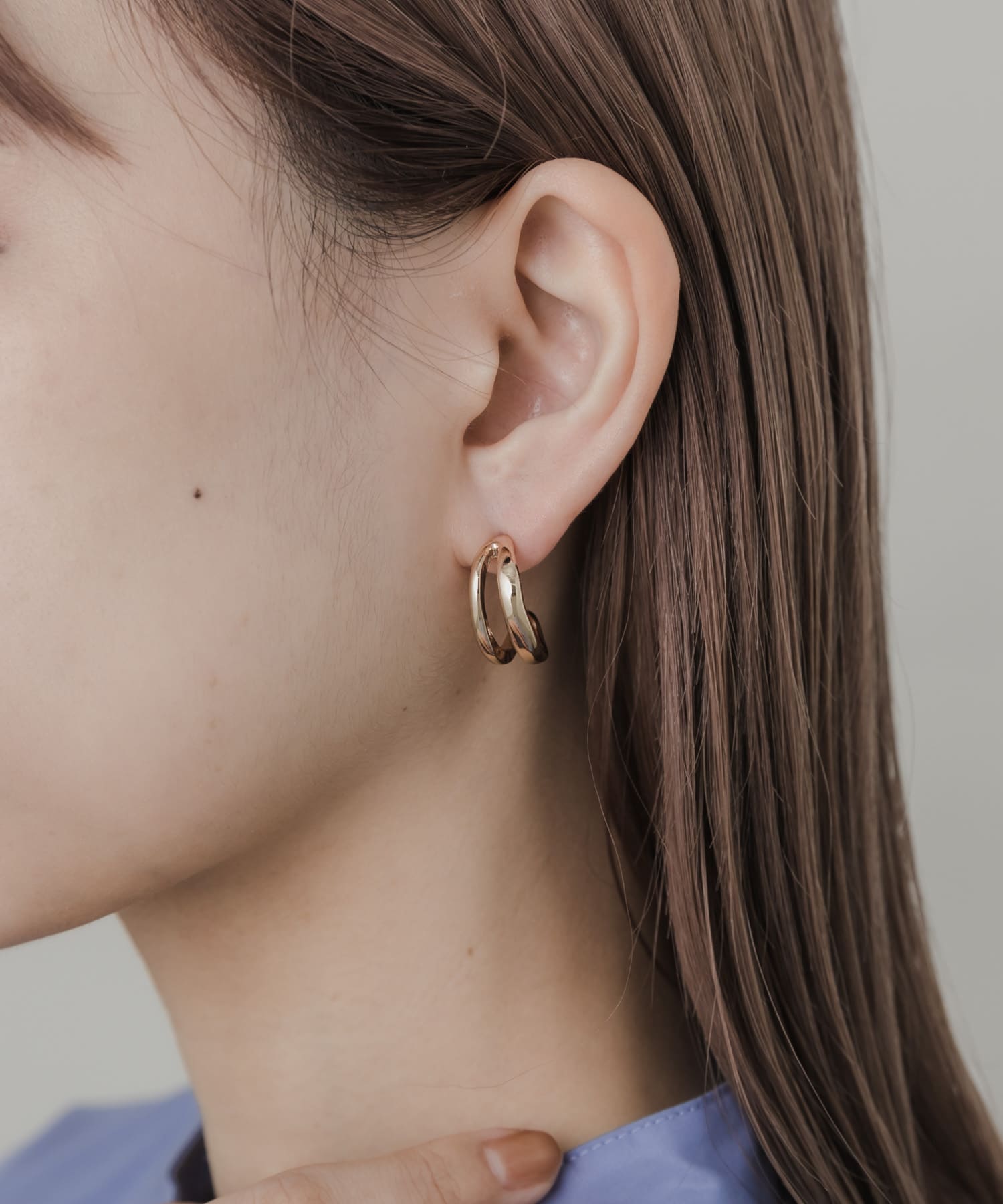 ツインラインムーンピアス GLD -