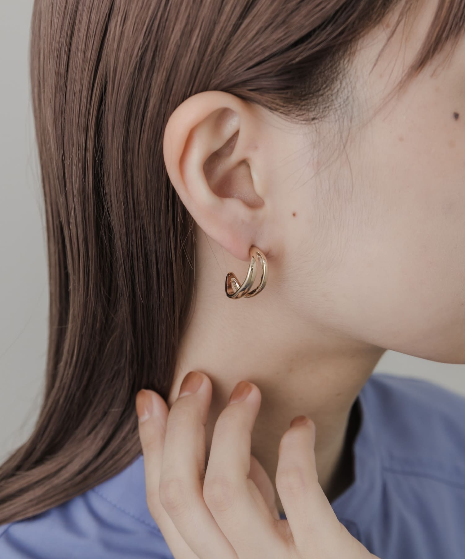 ツインラインムーンピアス GLD -