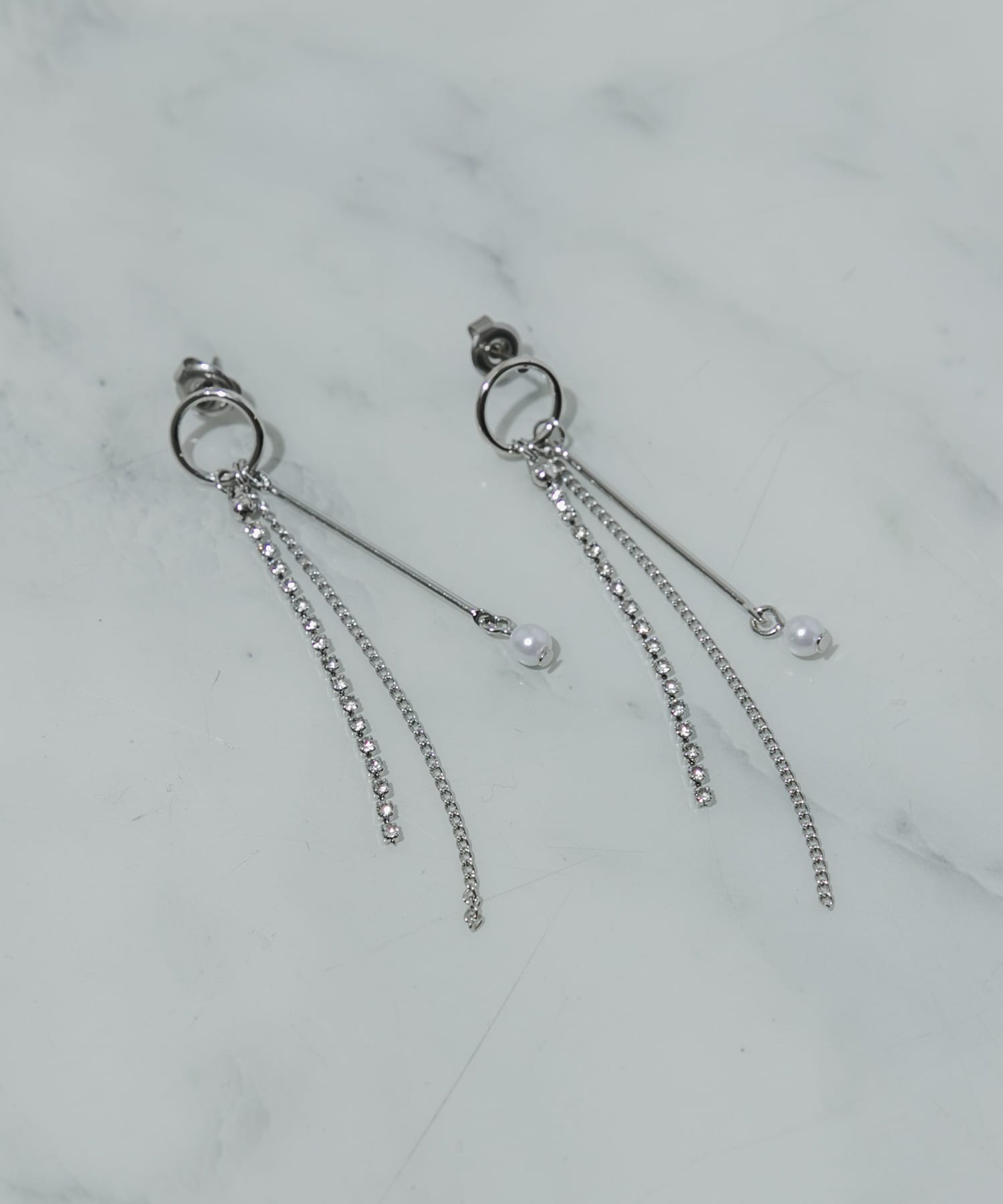 パールラインストーンピアス SLV -