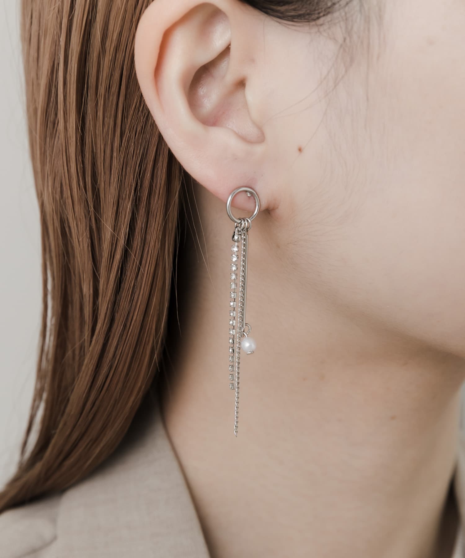 パールラインストーンピアス SLV -