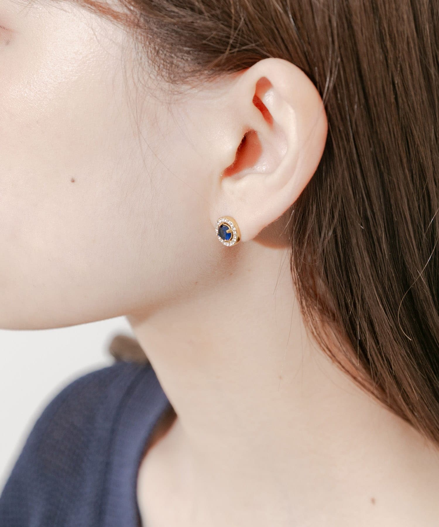 ステンレスビジューミニピアス GLD/BLU -